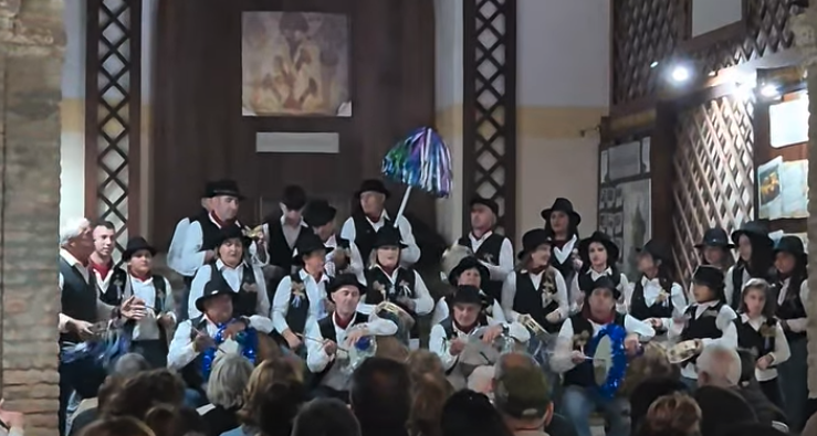 Fiestas infantiles, zambombas y el campamento de los Reyes Magos: así celebra Jimena la Navidad