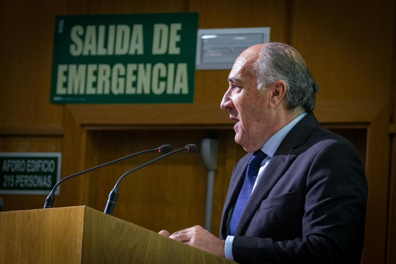 Landaluce anuncia su suspensión temporal de militancia en el PP pero seguirá como alcalde de Algeciras