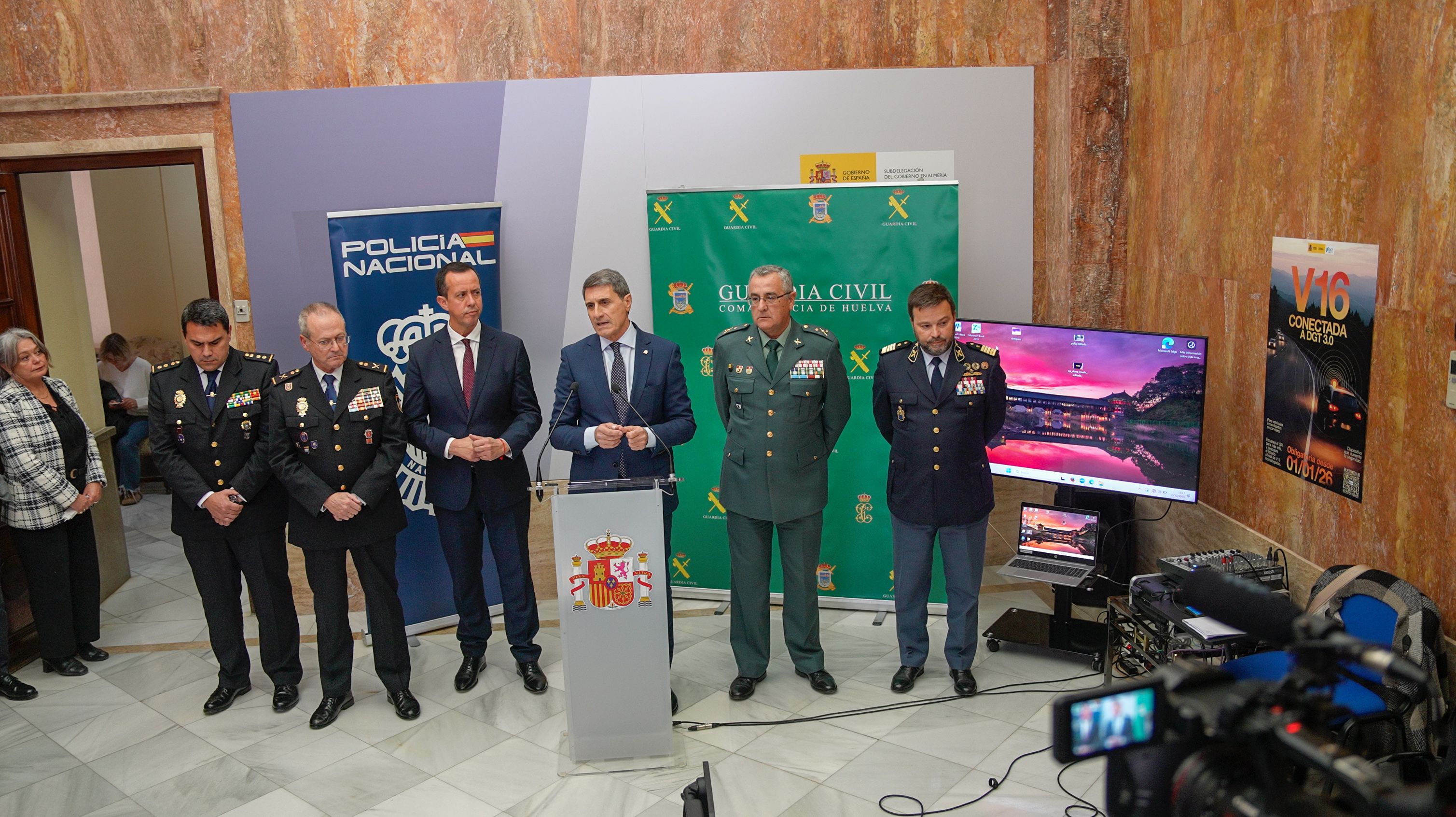 Balance del plan seguridad del Campo de Gibraltar: 4.250 detenidos, 270.000 kilos de droga y 641 armas de fuego intervenidas Balance del plan seguridad del Campo de Gibraltar: 4.250 detenidos, 270.000 kilos de droga y 641 armas de fuego intervenidas