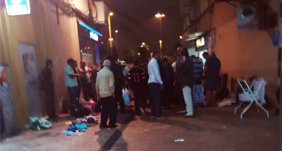 Vecinos del Barrio de la Caridad rechazan las acusaciones de racismo y reclaman equilibro en los recursos Vecinos del Barrio de la Caridad rechazan las acusaciones de racismo y reclaman equilibro en los recursos