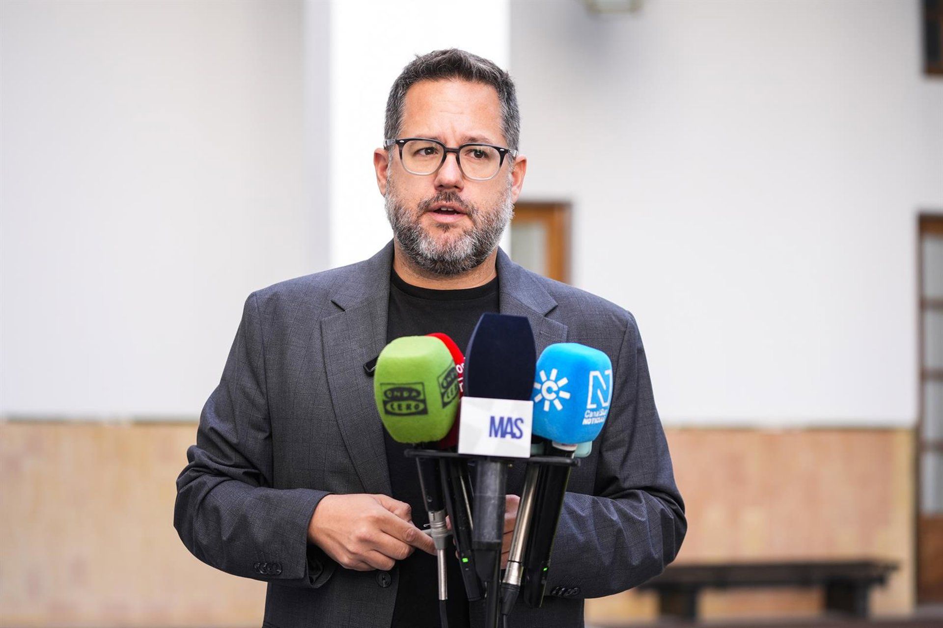 El portavoz de Adelante Andalucía, José Ignacio García, atiende a los medios en el Parlamento andaluz. ARCHIVO. - Joaquin Corchero - Europa Press - Archivo