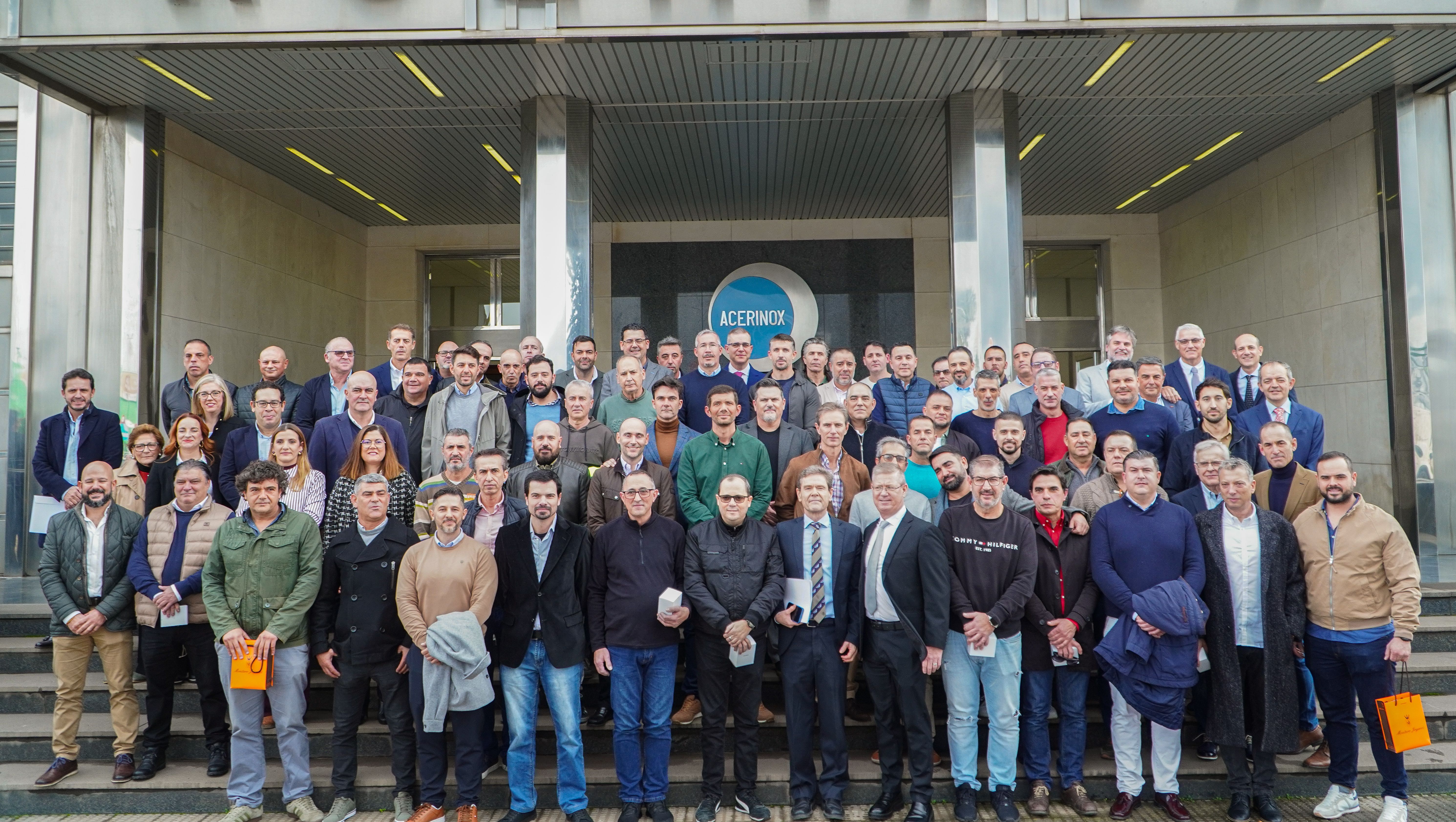 Trabajadores de la fábrica de Acerinox Europa que han recibido los premios y reconocimientos este 2025.