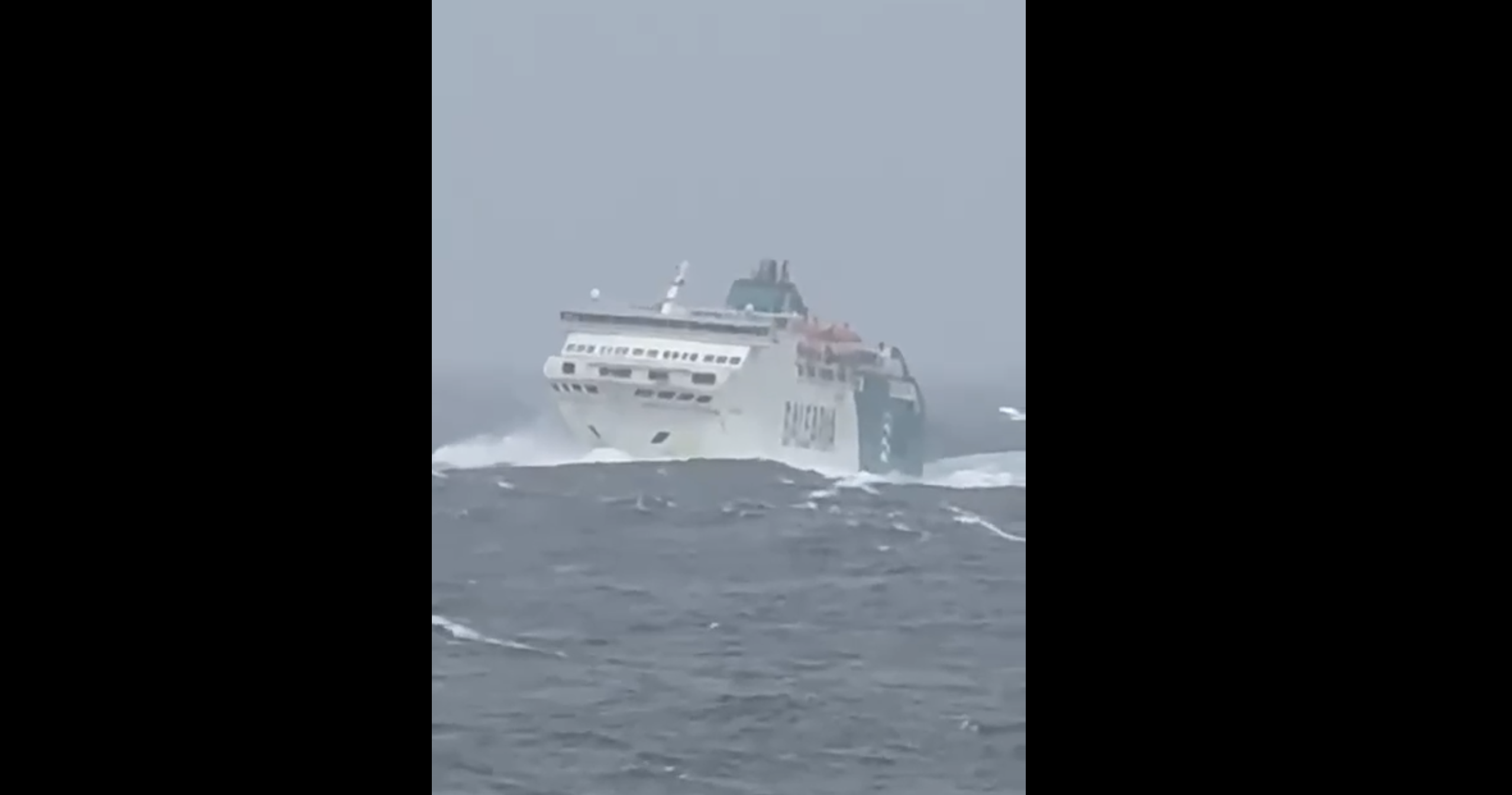 Los puertos de Tarifa y Algeciras cancelan por segundo día consecutivo las salidas hacia Tánger y Ceuta