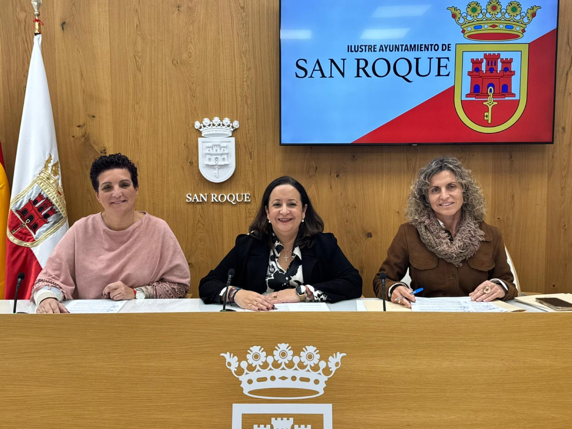 El nuevo convenio de colaboración del Ayuntamiento con la Asociación de Problemas Oncológicos busca reafirmar la atención psicológica y el acompañamiento a personas con cáncer y a sus familiares