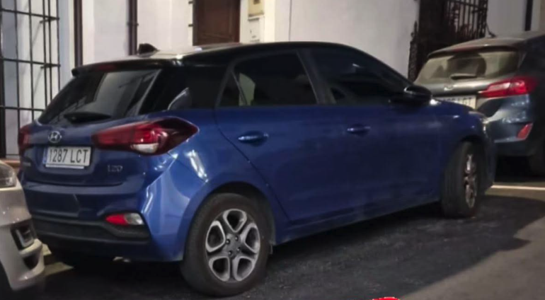 Roban un coche en Jimena de la Frontera