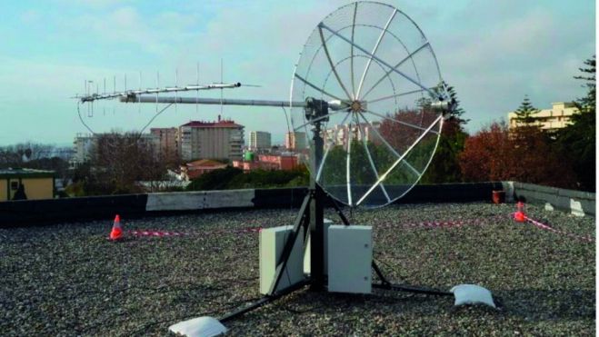 Satélite instalado en la azotea del Ayuntamiento de La Línea. | Ayto. La Línea 