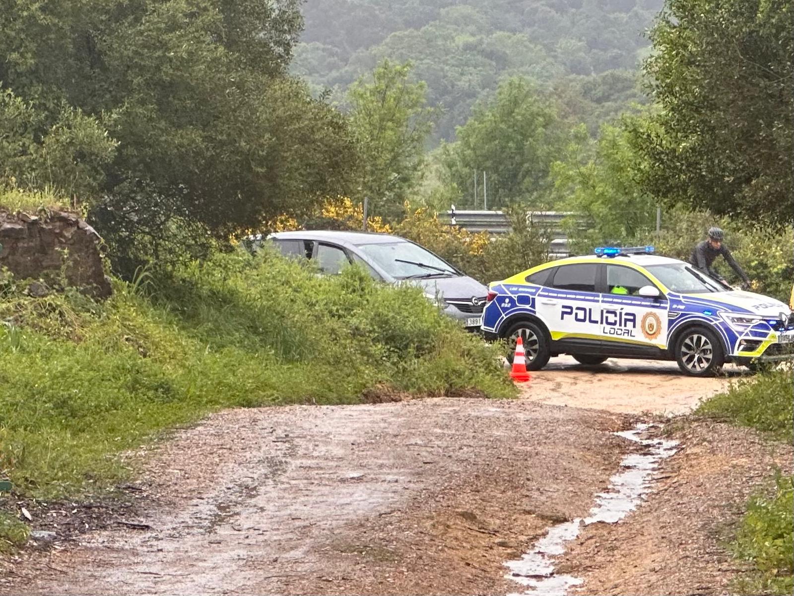 La Policía Local paraliza una obra sin licencia en la Estación de Los Barrios
