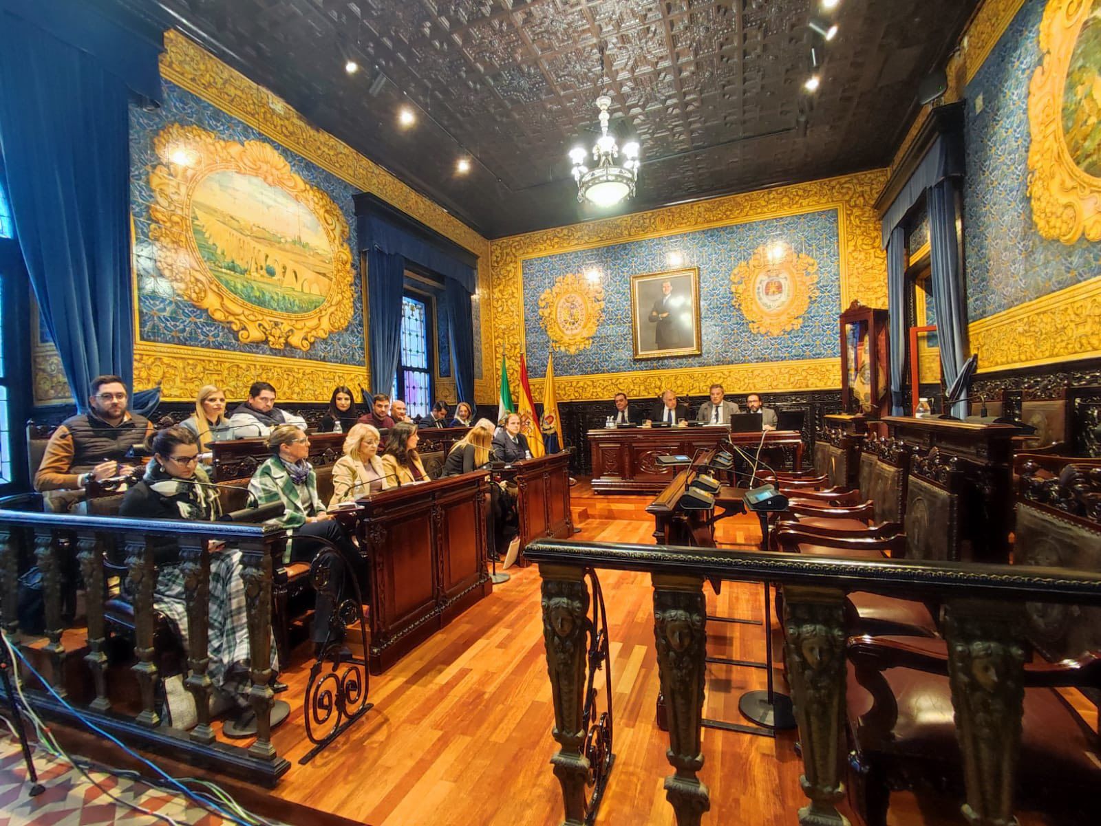 La oposición abandona el pleno, Landaluce sigue como alcalde del Grupo Popular