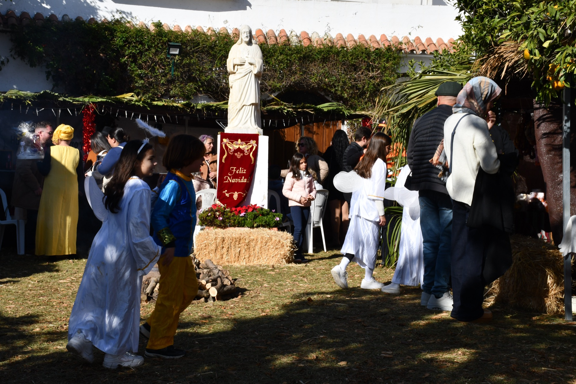Guadiaro vive una jornada navideña inolvidable con su II Belén Viviente