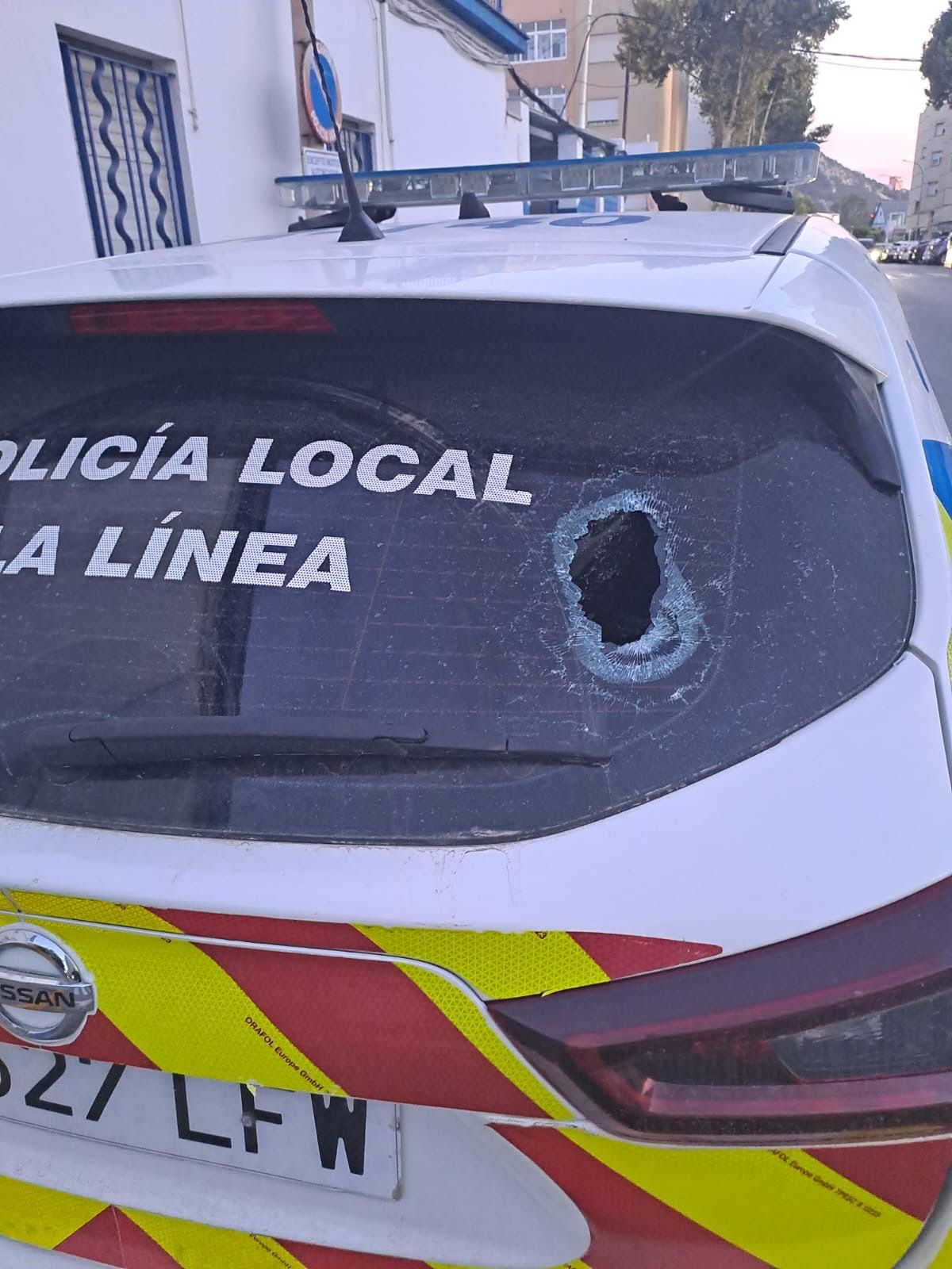 El sindicato de la Policía Local de La Línea denuncia disturbios contra los agentes en Palomeras