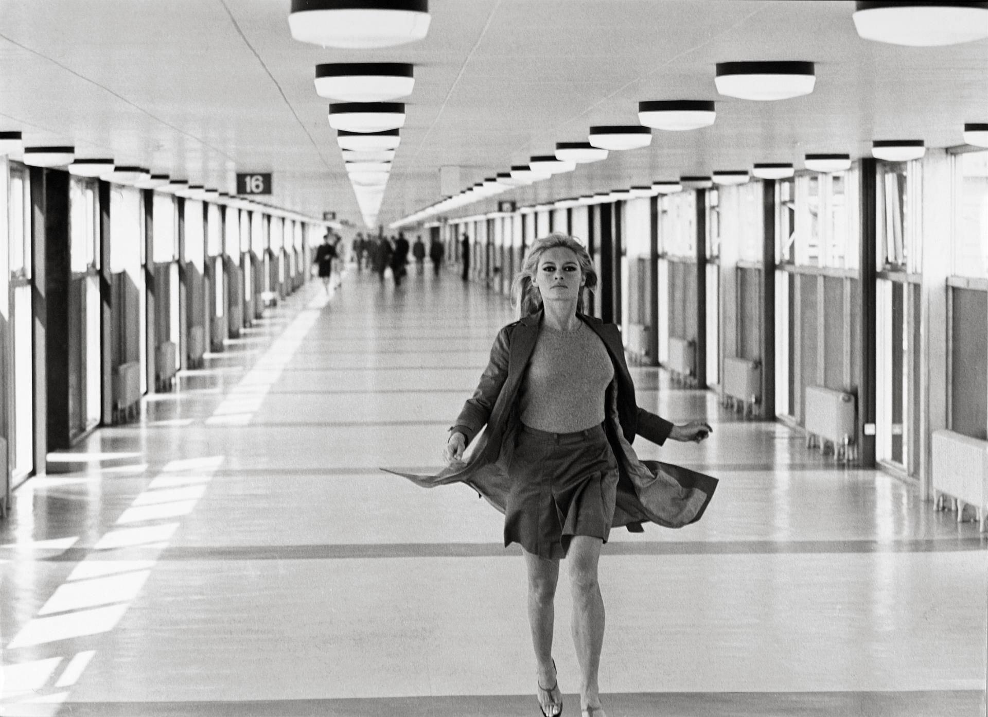 Archivo - Brigitte Bardot en una escena de la película 'Yo soy el Amor', dirigida por Serge Bourguignon y estrenada en 1967 (archivo) - Europa Press/Contacto/PARAMOUNT PICTURES - Archivo