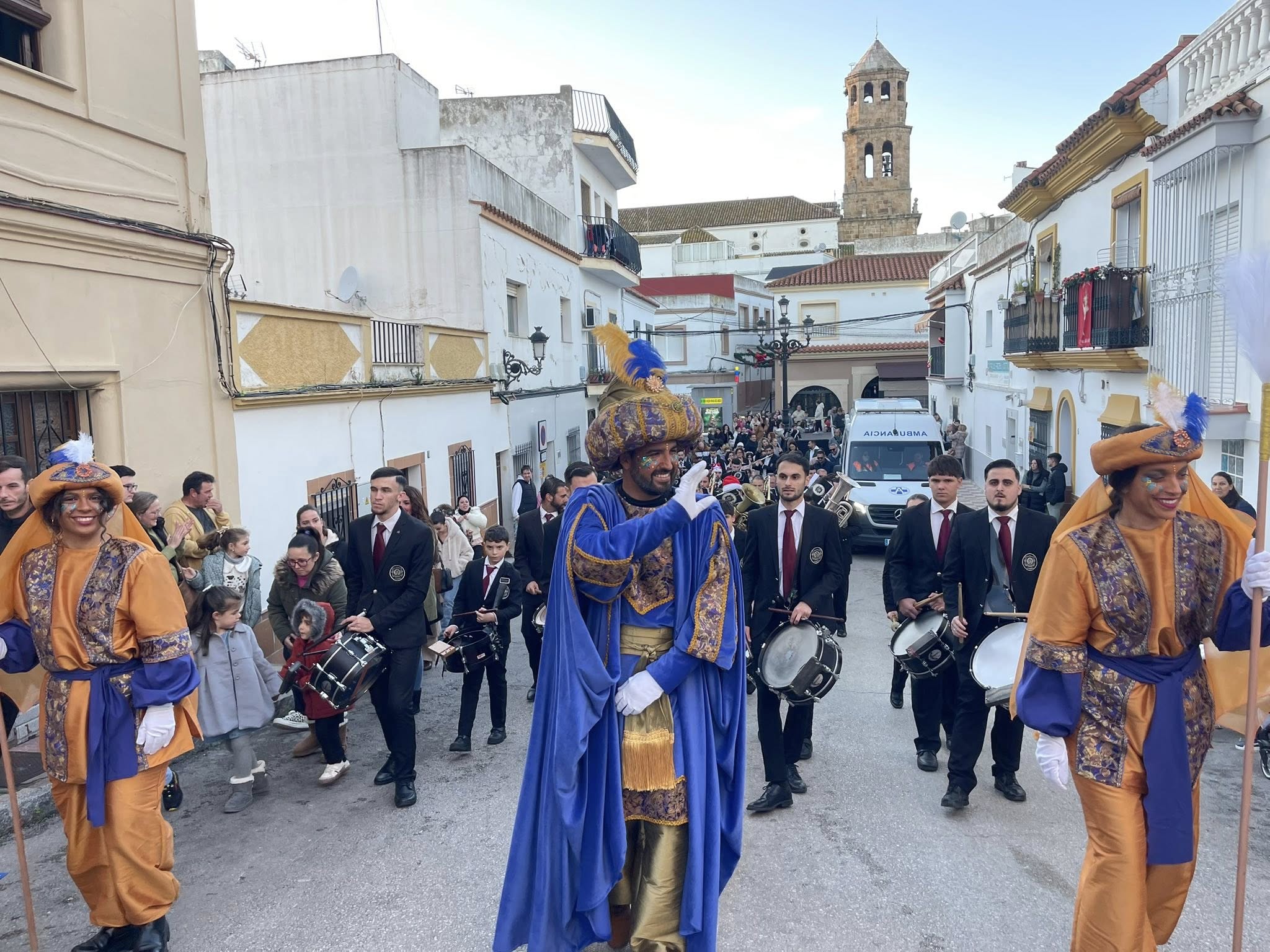 Cuando el Heraldo llenó Los Barrios de ilusión. Foto: S.F. / 8Directo