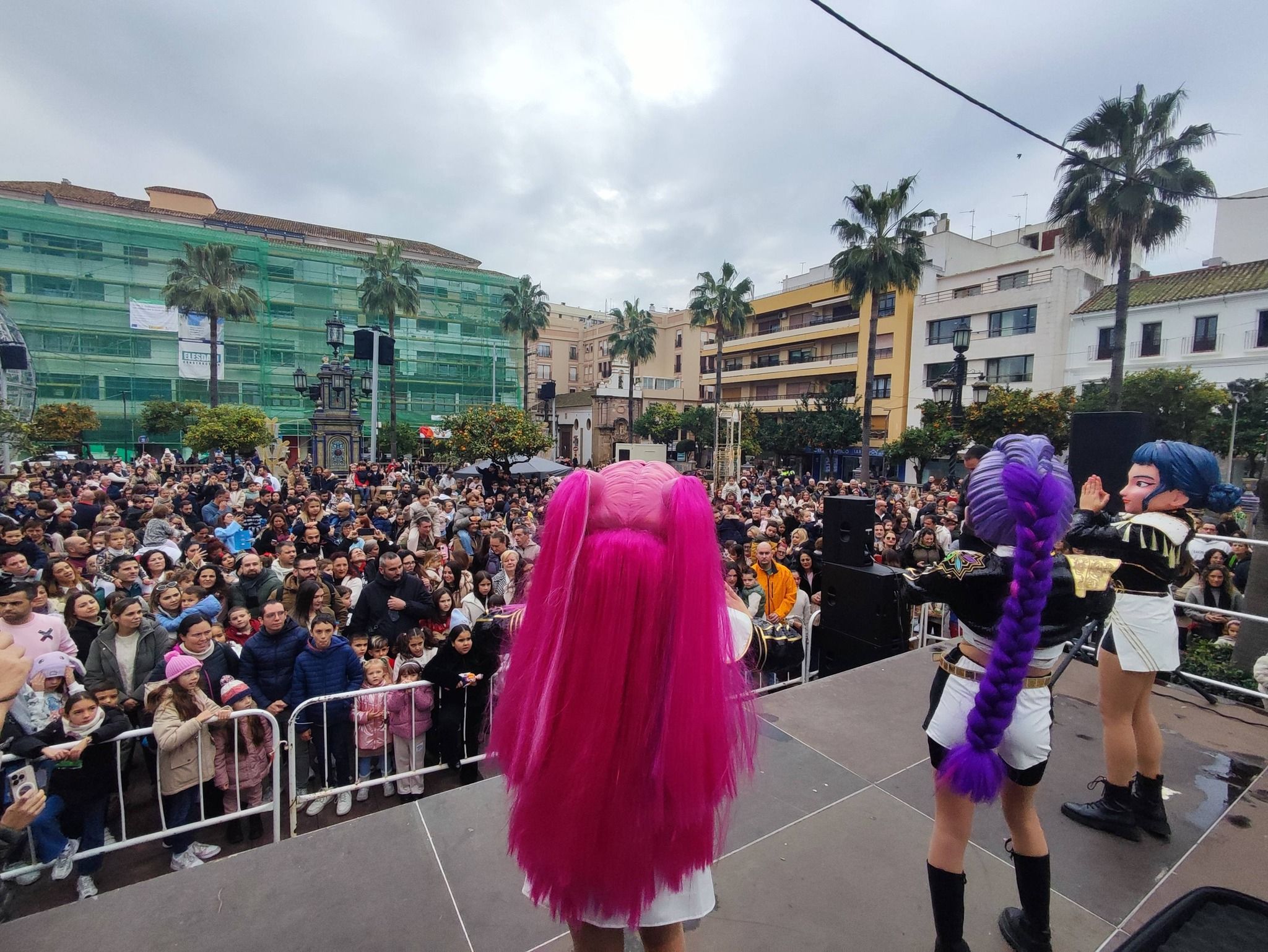 Los más pequeños de Algeciras despiden 2025 en la Plaza Alta con la Fiesta Infantil de las Campanadas