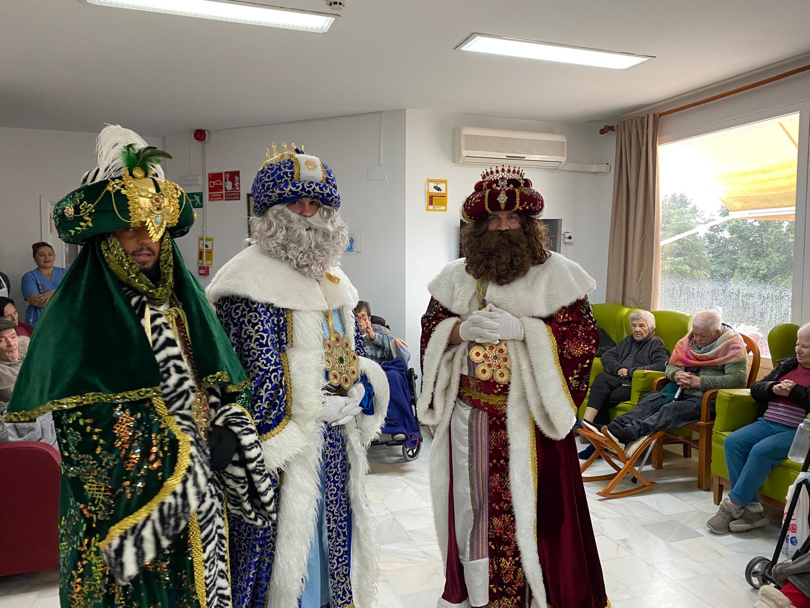 Adiós borrasca Francis, bienvenidos Reyes Magos: guía de arrastres de lata y cabalgatas