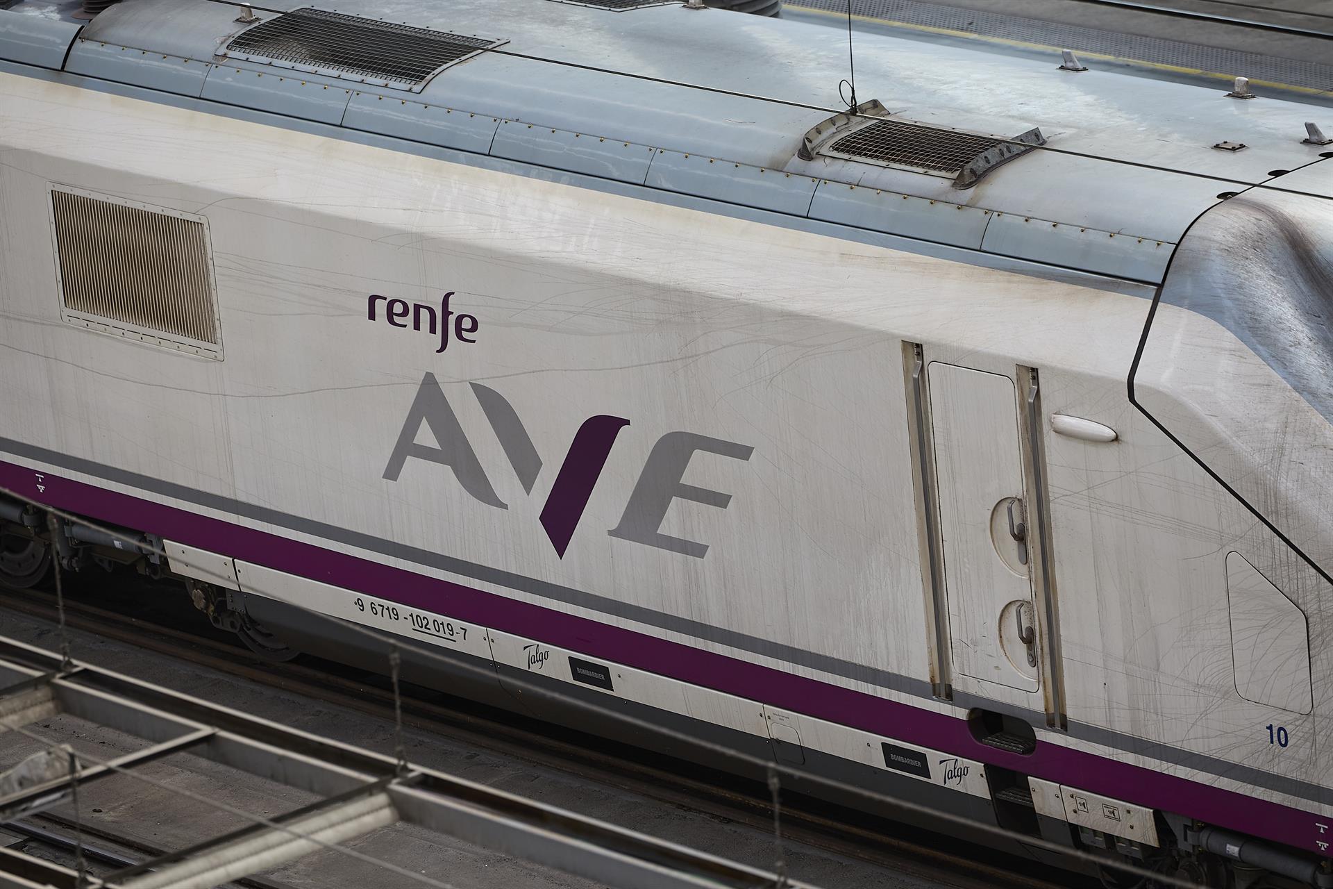 Renfe lanza este jueves una promoción de billetes de AVE desde 15 euros