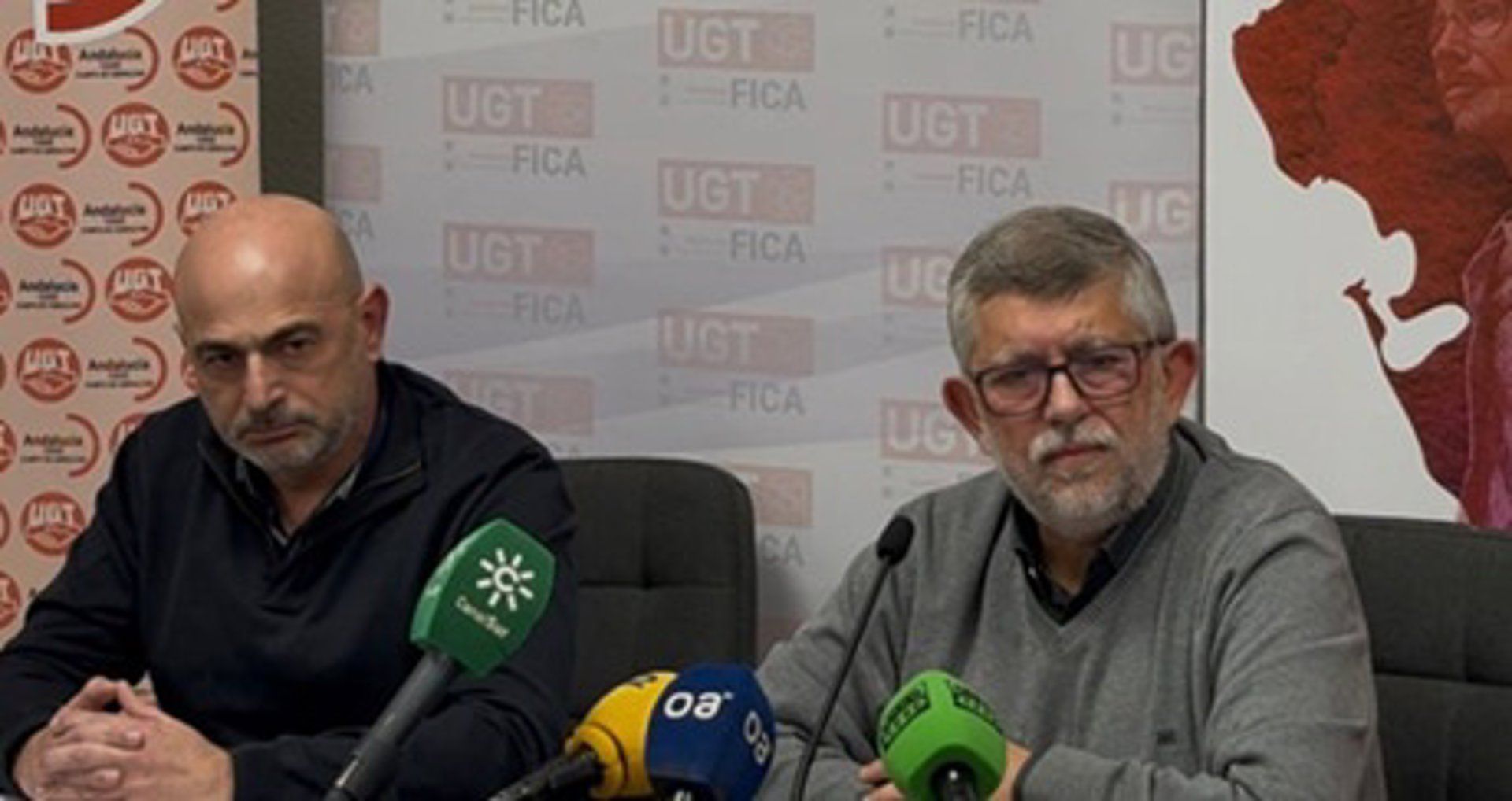 El secretario general de UGT FICA Andalucía, José Manuel Rodríguez Saucedo, y el secretario general este sindicato en Campo de Gibraltar, Antonio Fernández Espinosa, en rueda de prensa. - UGT FICA ANDALUCÍA
