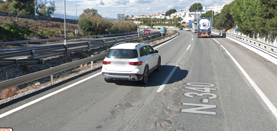 Un camión vuelca en la A-7 a la altura de San Roque sin causar heridos. Salida de la A-7 de San Roque dirección Algeciras. Imagen: Google Maps.