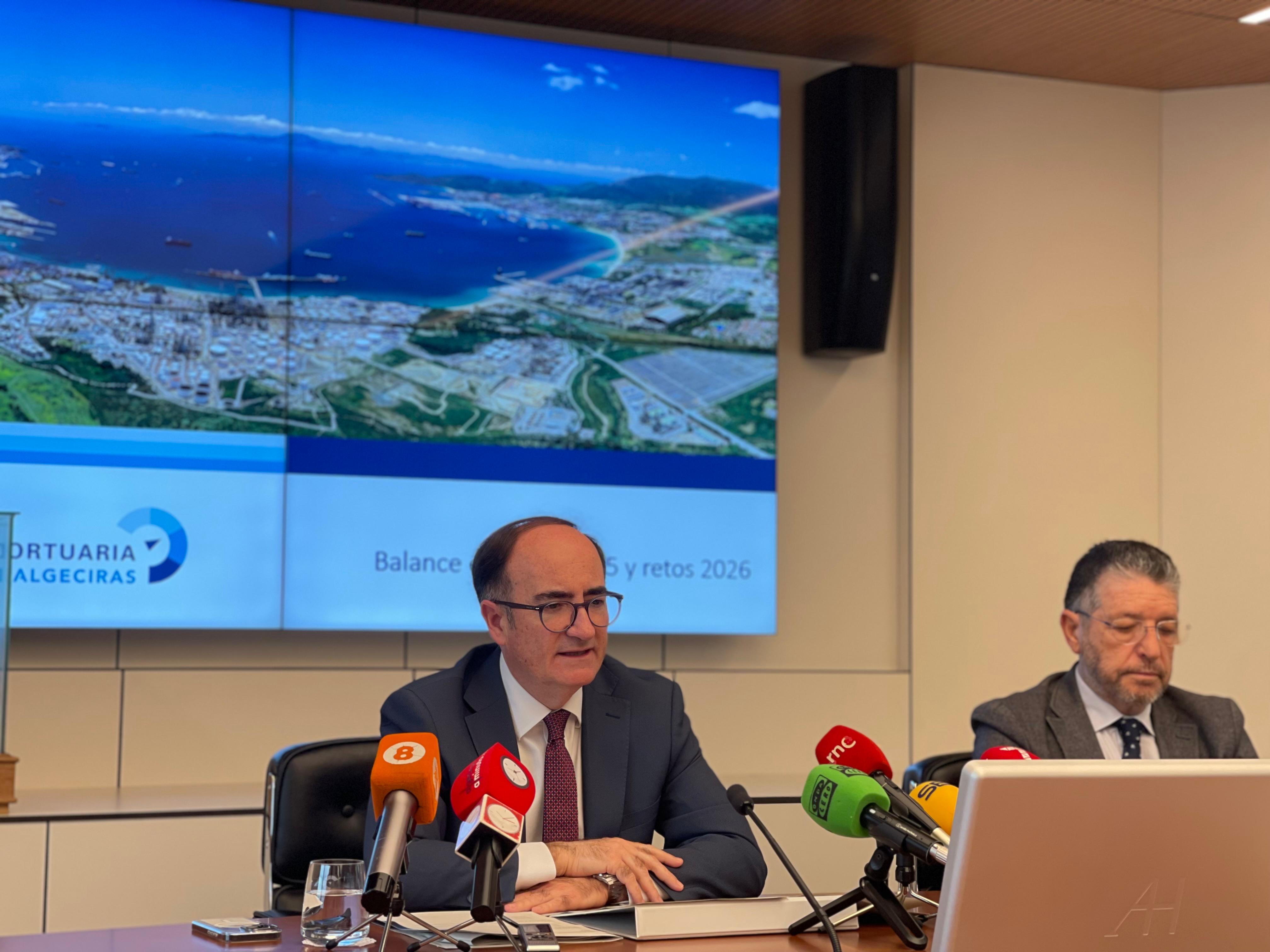 Los impuestos a las emisiones y la geopolítica lastran al Puerto de Algeciras, que supera los 100,5 millones de toneladas