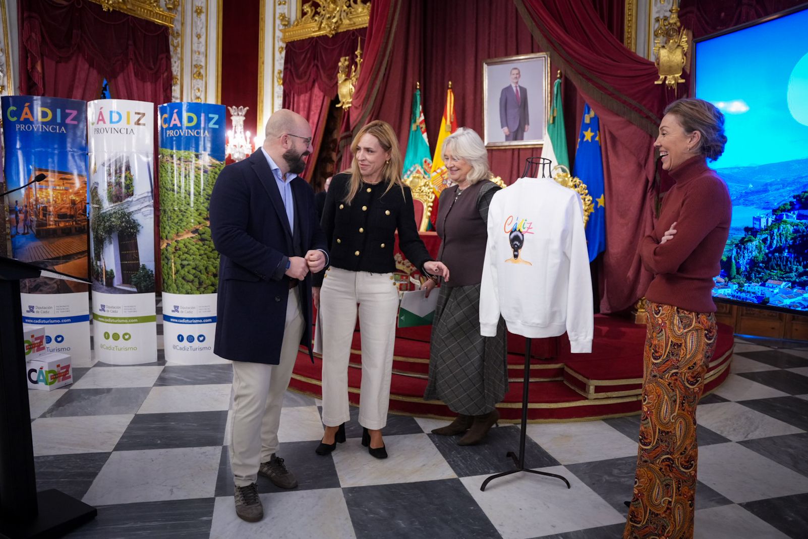 Diputación llevará a Fitur un formato que fusiona la provincia en cinco bloques temáticos 