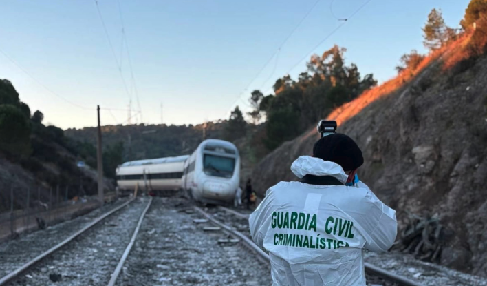 La Mancomunidad del Campo de Gibraltar suspende su agenda institucional de FITUR por el accidente ferroviario de Córdoba