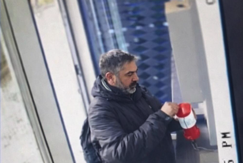 Buscan a un hombre en Gibraltar que sustrajo dinero de una hucha solidaria en Ocean Village