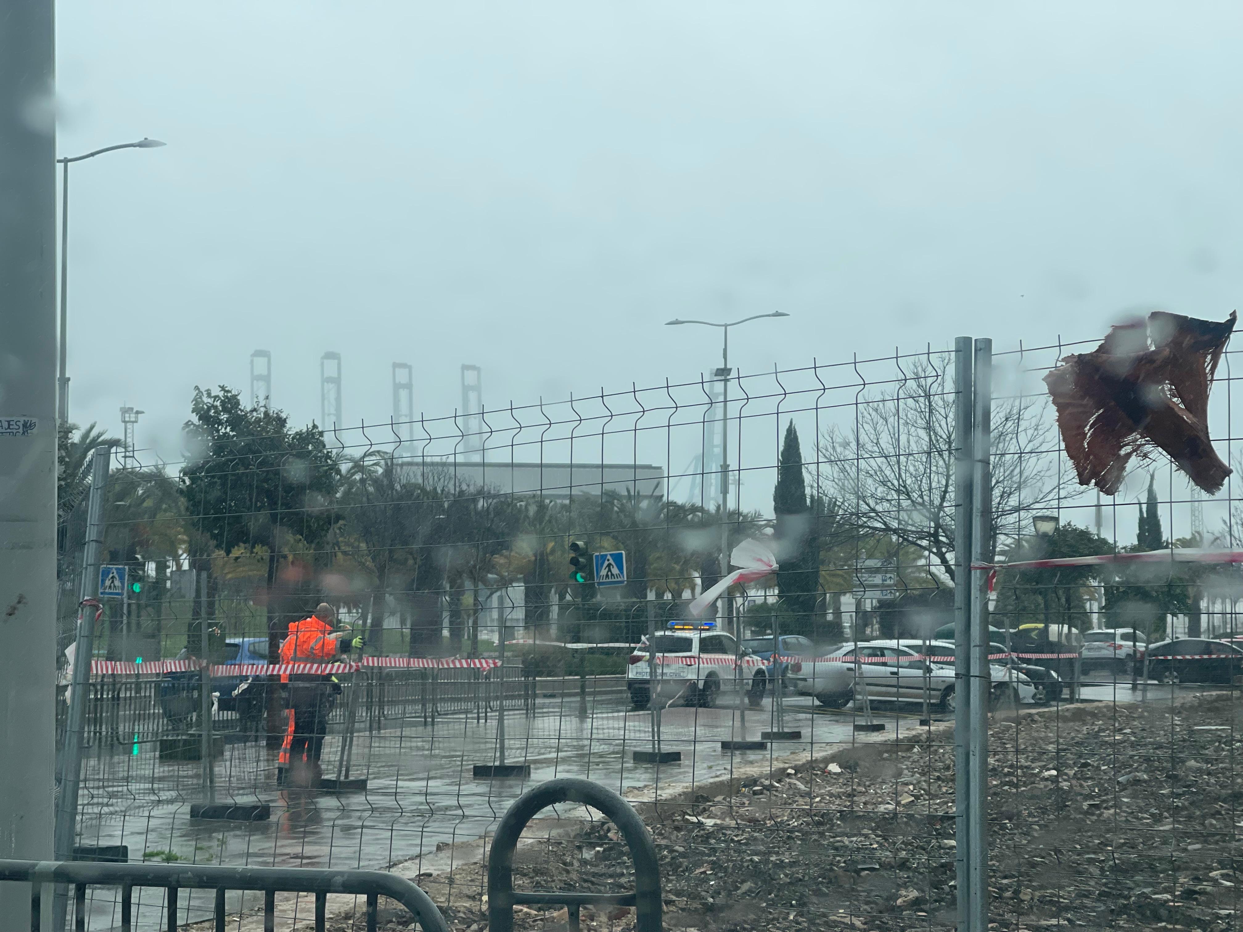 El temporal de viento y lluvia deja una decena de incidencias en el Campo de Gibraltar