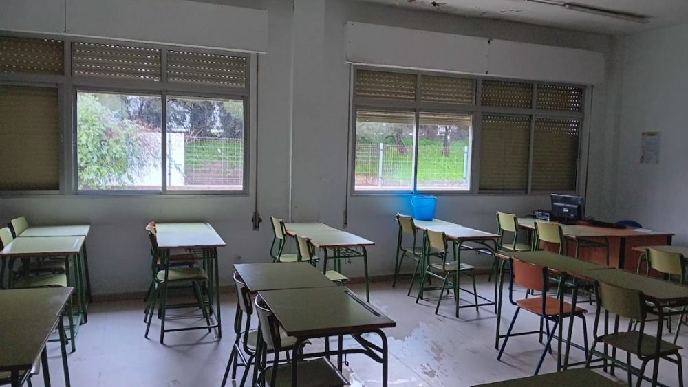 Suspendidas las clases esta tarde en los centros educativos del Campo de Gibraltar Suspendidas las clases esta tarde en los centros educativos del Campo de Gibraltar
