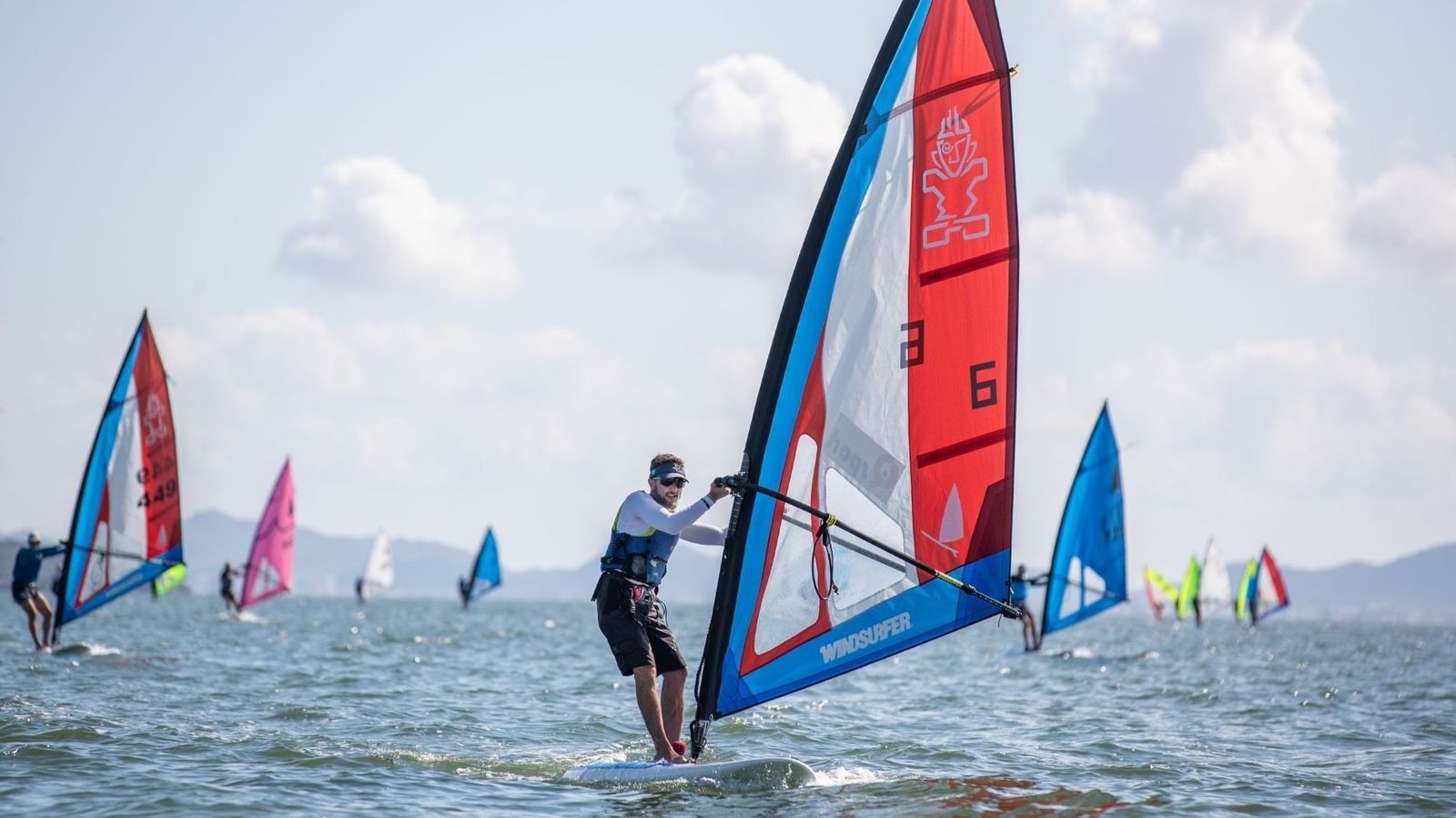 El linense Ricardo Jiménez Zalacaín se proclama campeón de la Copa de España de Windsurfer 2026 El linense Ricardo Jiménez Zalacaín se proclama campeón de la Copa de España de Windsurfer 2026