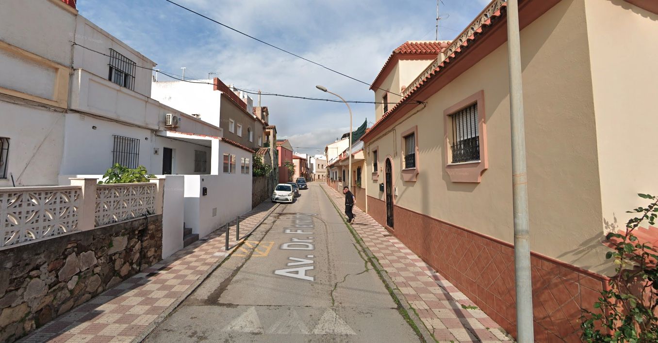 Una avería deja sin agua a varias calles de Los Barrios Una avería deja sin agua a varias calles de Los Barrios
