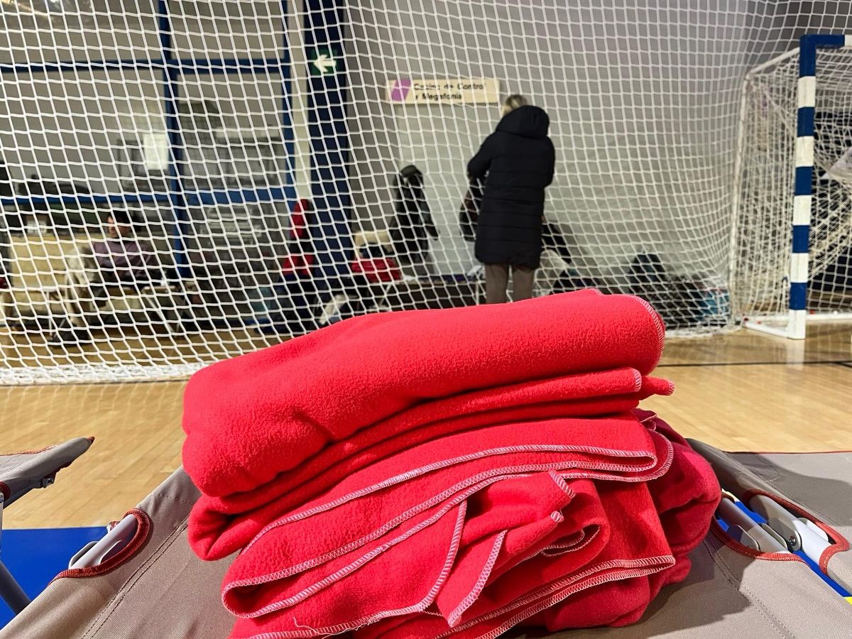 Imagen del pabellón 'Ciudad de Algeciras'. Archivo. Los vecinos desalojados de la Colonia San Miguel pueden regresar a sus casas