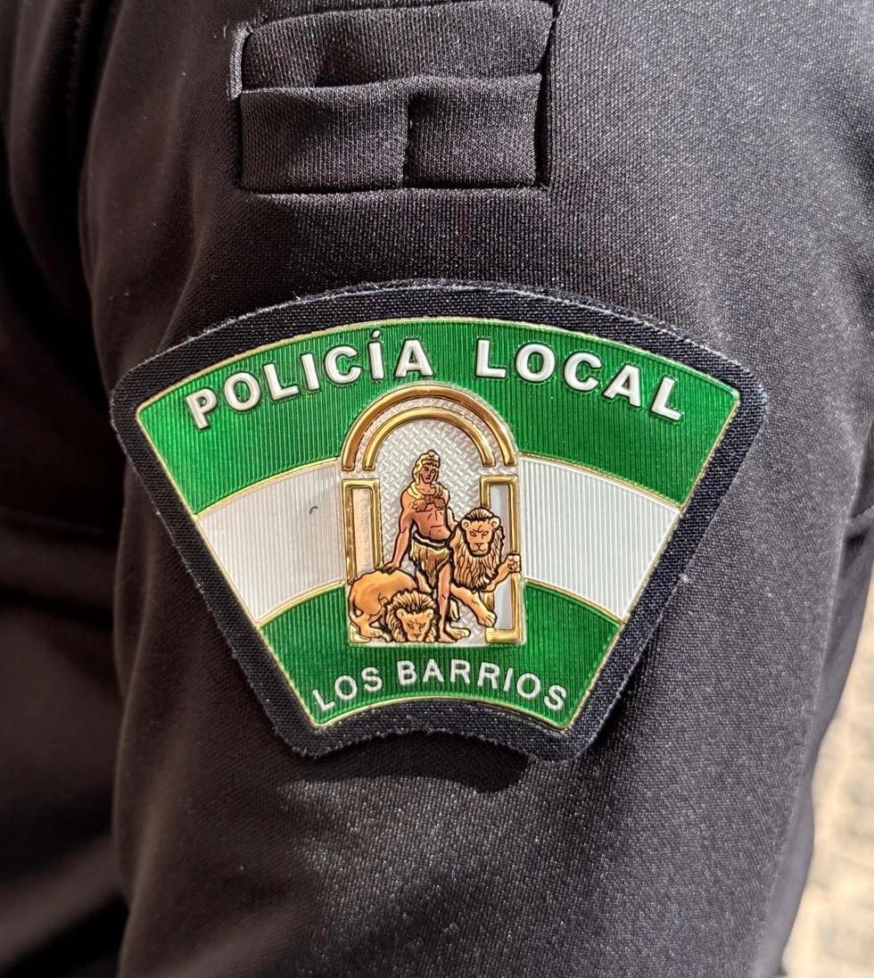La Policía Local detiene en Los Barrios a un individuo con antecedentes que agredió a agentes