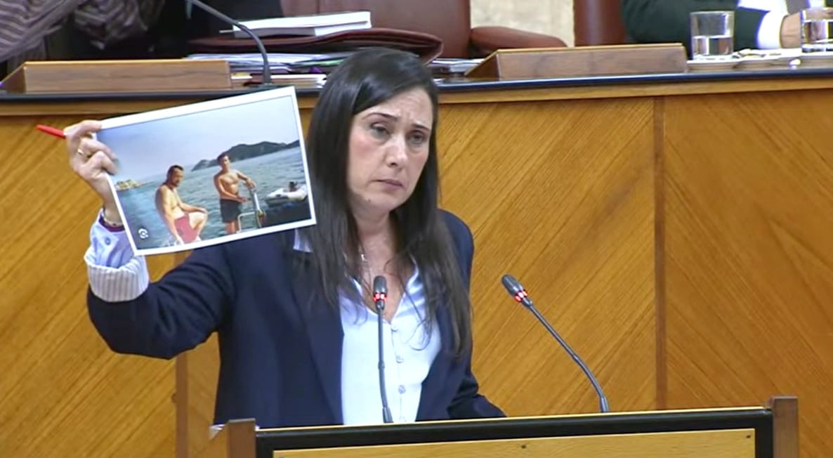 La parlamentaria del PSOE por la provincia de Cádiz Rocío Arrabal. El PSOE insta a la Junta a aportar medidas “sociales” a la lucha contra el narcotráfico La parlamentaria del PSOE por la provincia de Cádiz Rocío Arrabal. El PSOE insta a la Junta a aportar medidas “sociales” a la lucha contra el narcotráfico