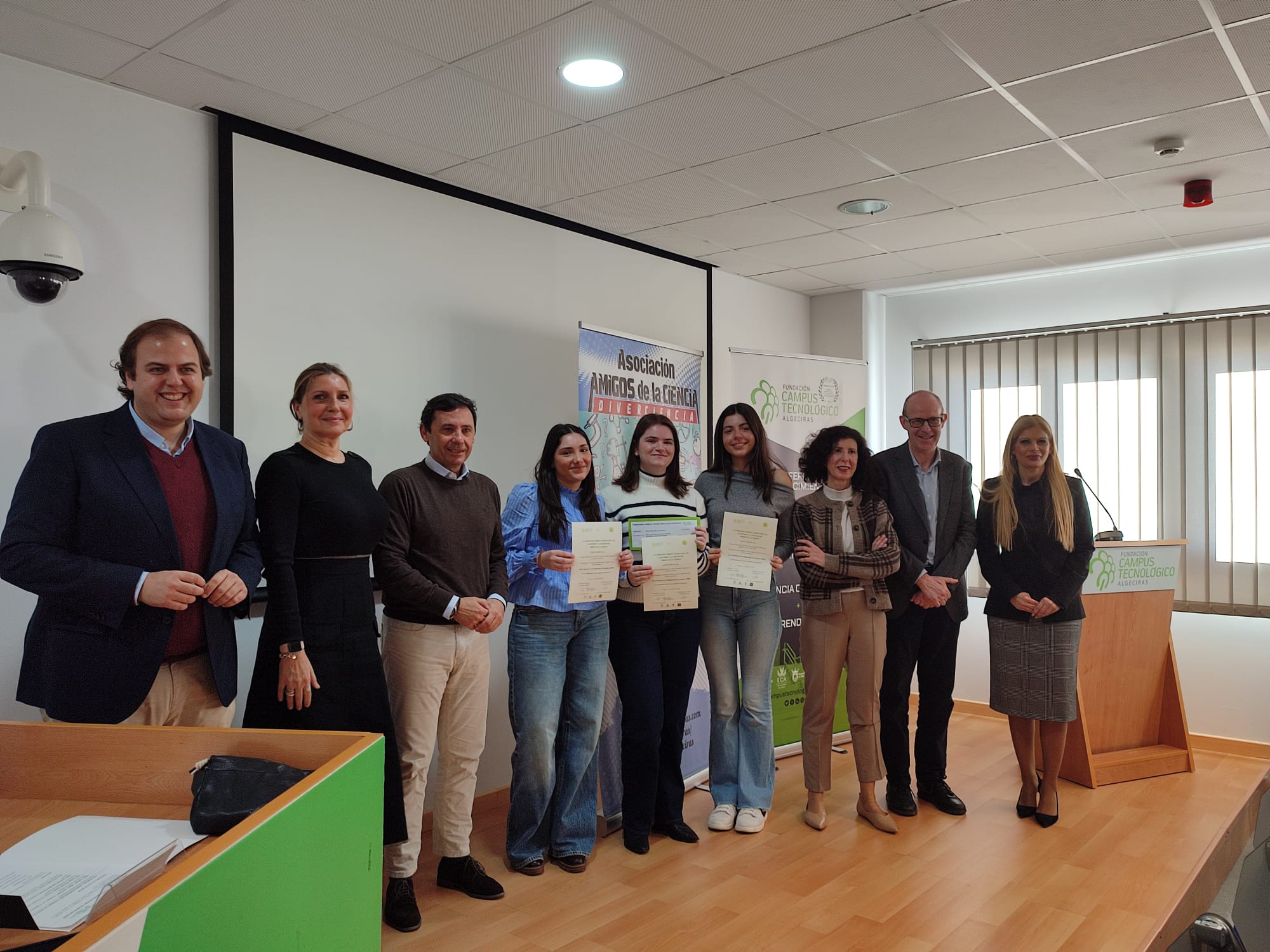 La estudiante algecireña Gala Briones gana una beca en el Centro Nacional de Investigaciones Oncológicas 