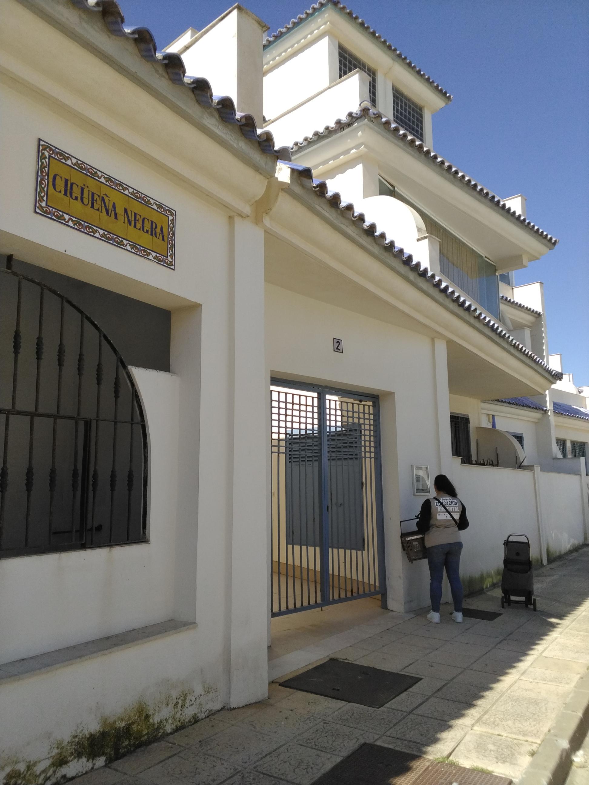 'Este marrón vale la pena' inicia hoy sus acciones en Tarifa y celebra sesiones informativas en San Roque. 