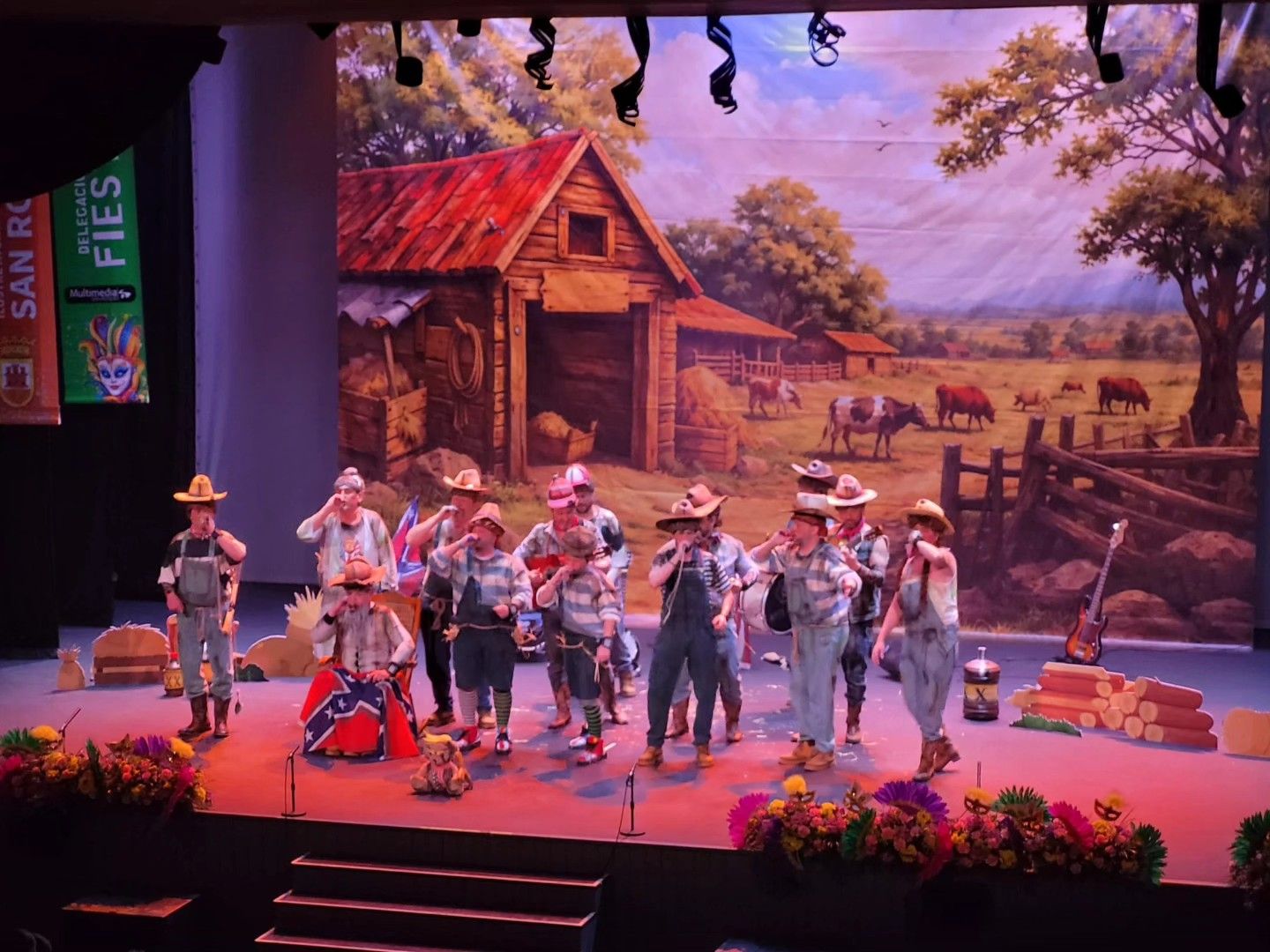 Una de las agrupaciones que han pasado a la final del Carnaval de San Roque. Imagen de D. G./8Directo. San Roque ya conoce a los finalistas del Concurso de Agrupaciones del Carnaval 2026 Una de las agrupaciones que han pasado a la final del Carnaval de San Roque. Imagen de D. G./8Directo. San Roque ya conoce a los finalistas del Concurso de Agrupaciones del Carnaval 2026