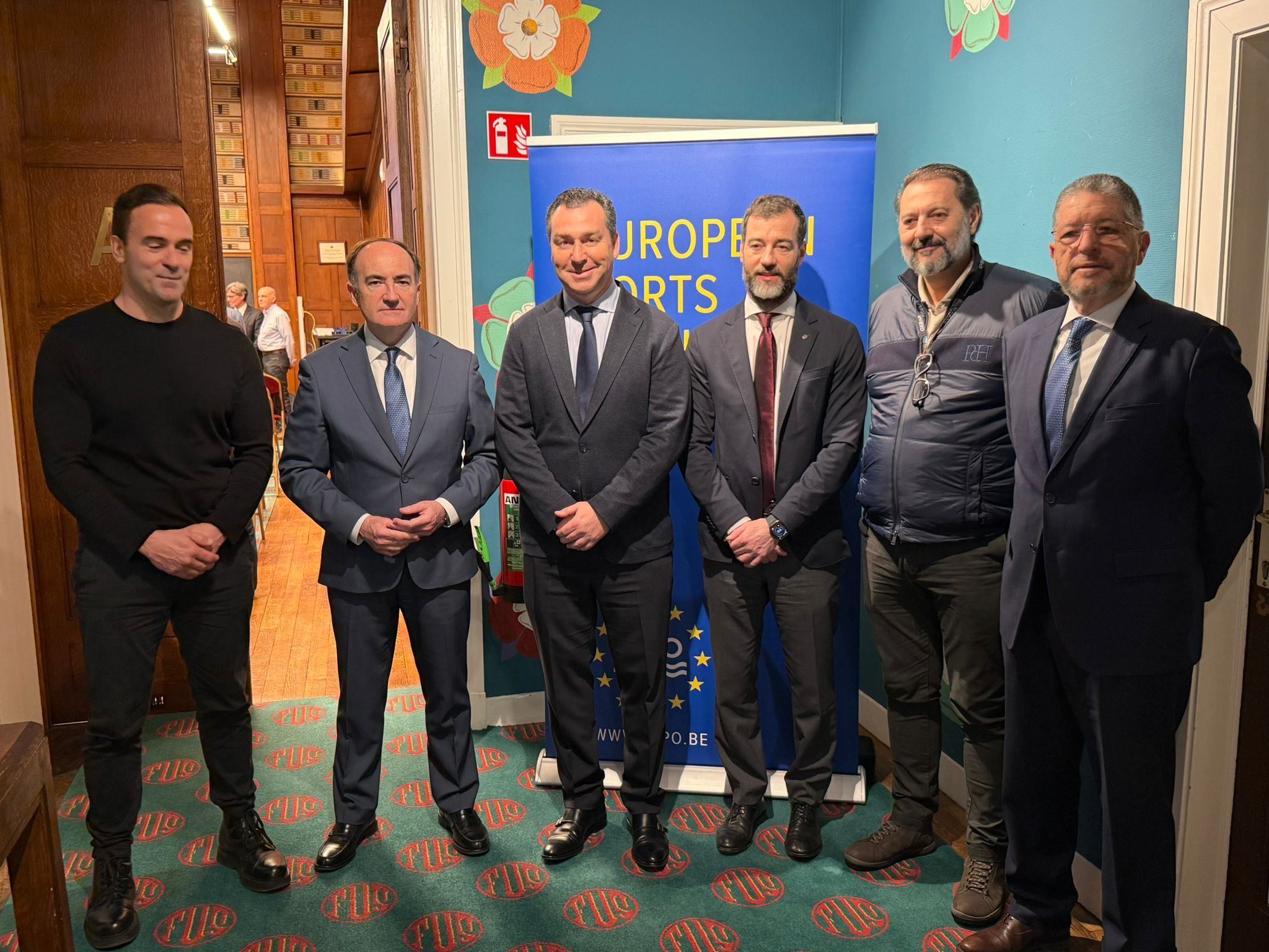 El Puerto de Algeciras alerta del desvío de inversiones por el impacto del EU-ETS en los puertos europeos El Puerto de Algeciras alerta del desvío de inversiones por el impacto del EU-ETS en los puertos europeos