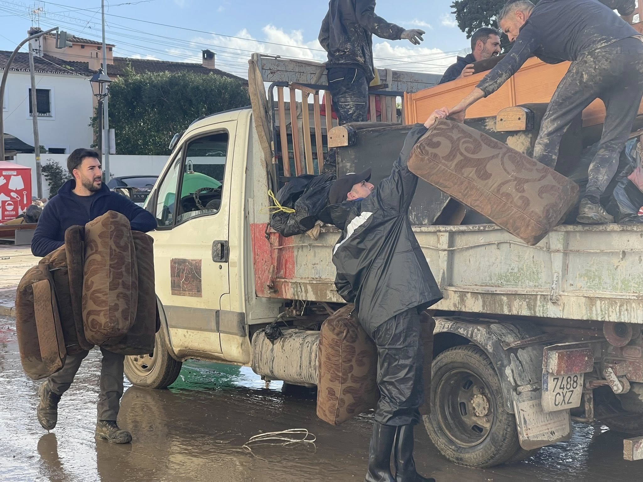 Tesorillo homenajeará en el Día de Andalucía la solidaridad de los vecinos durante el temporal. FOTO: F.M/S.F