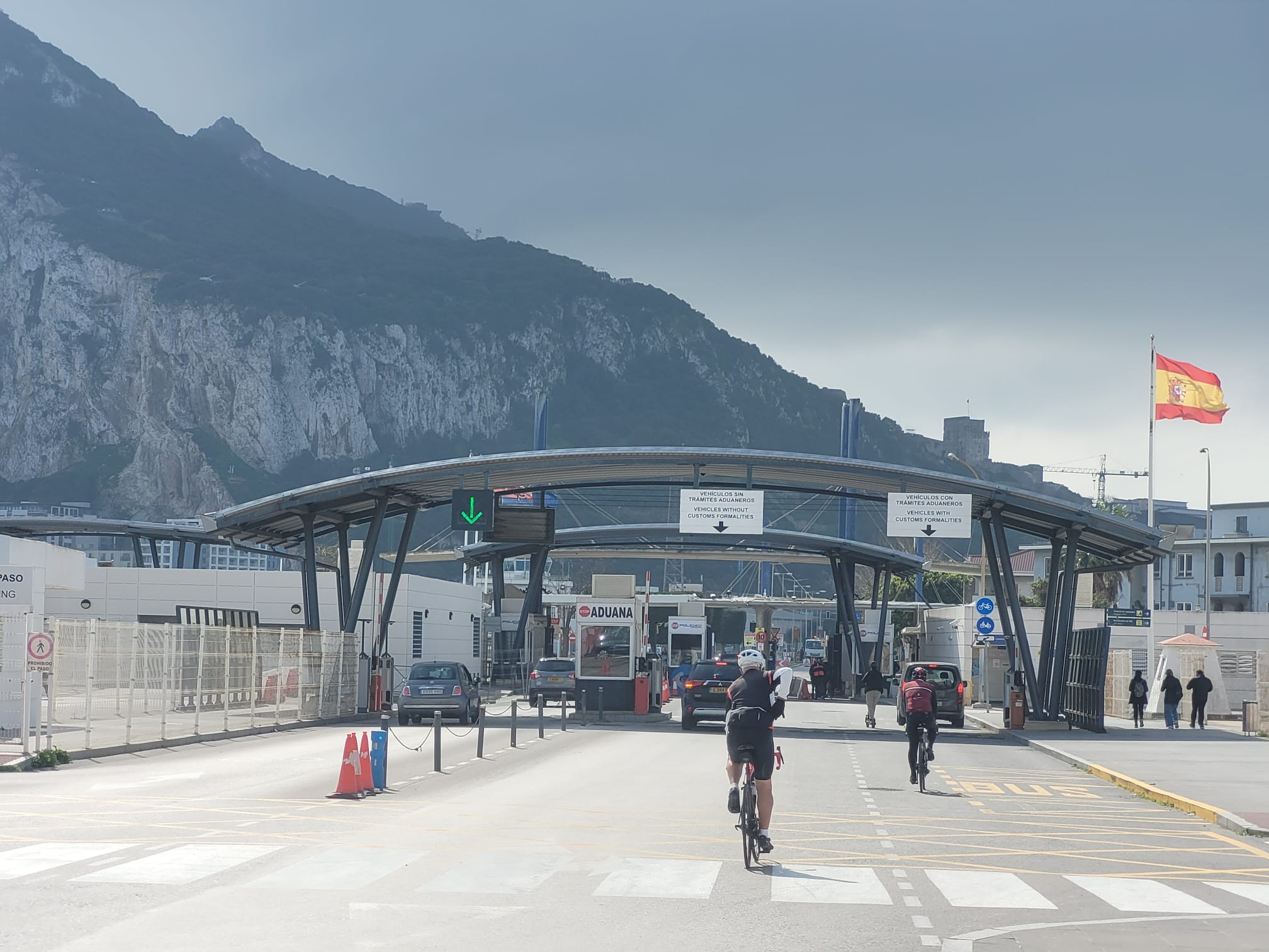 El Gobierno de Gibraltar convoca al sector minorista y mayorista para informar sobre el Tratado. Foto: David González.