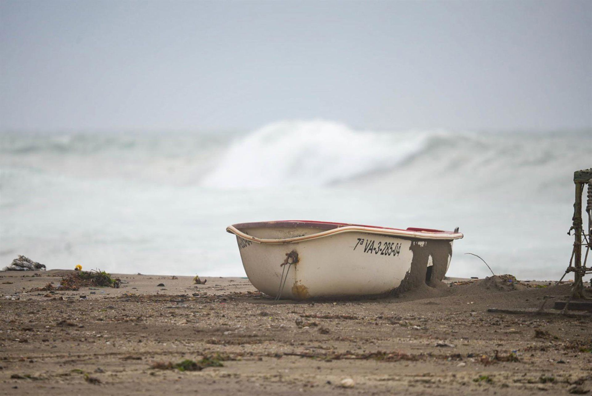Aviso amarillo por oleaje en el Estrecho este domingo con rachas de hasta 61 km/h