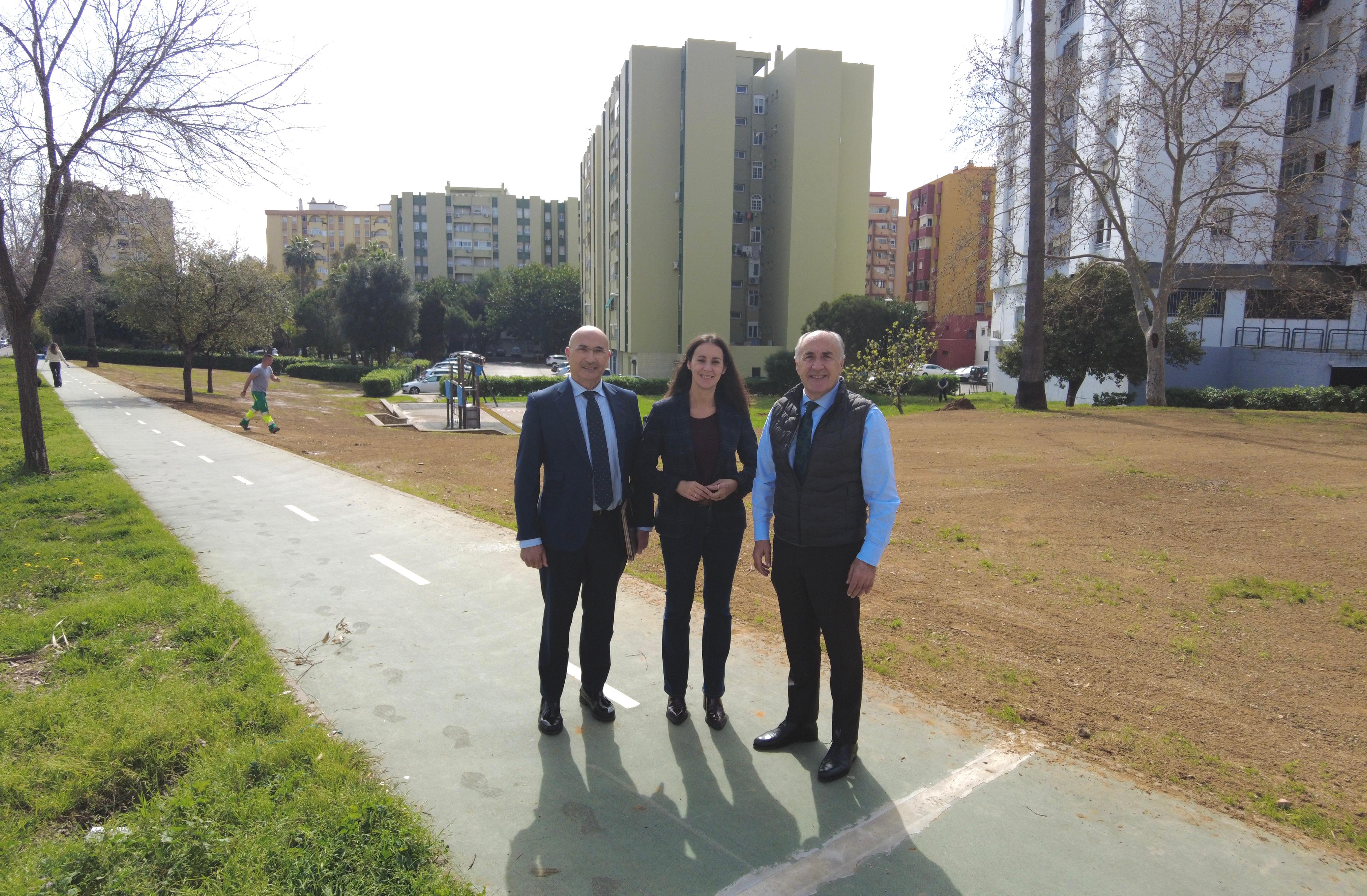 El Ayuntamiento de Algeciras crea una nueva pradera de 6.000 m² junto a Las Mimosas