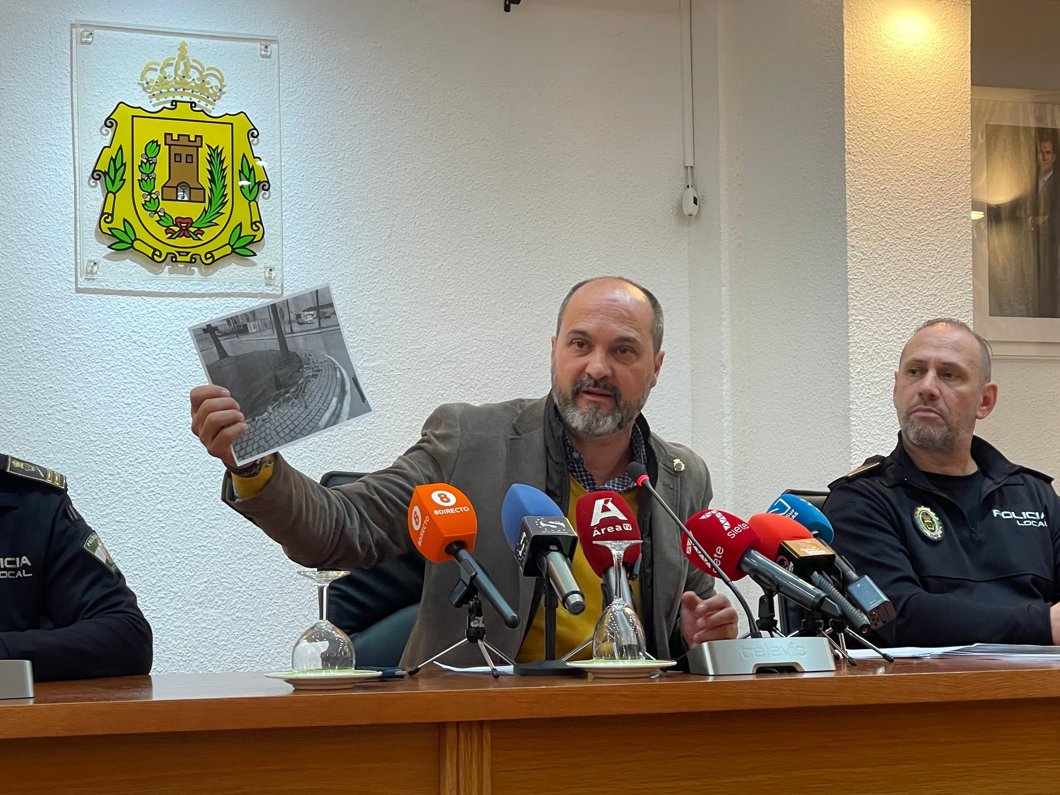 Los Barrios cifra en 1,37 millones los daños de las borrascas agravados por la acumulación de camiones en Palmones