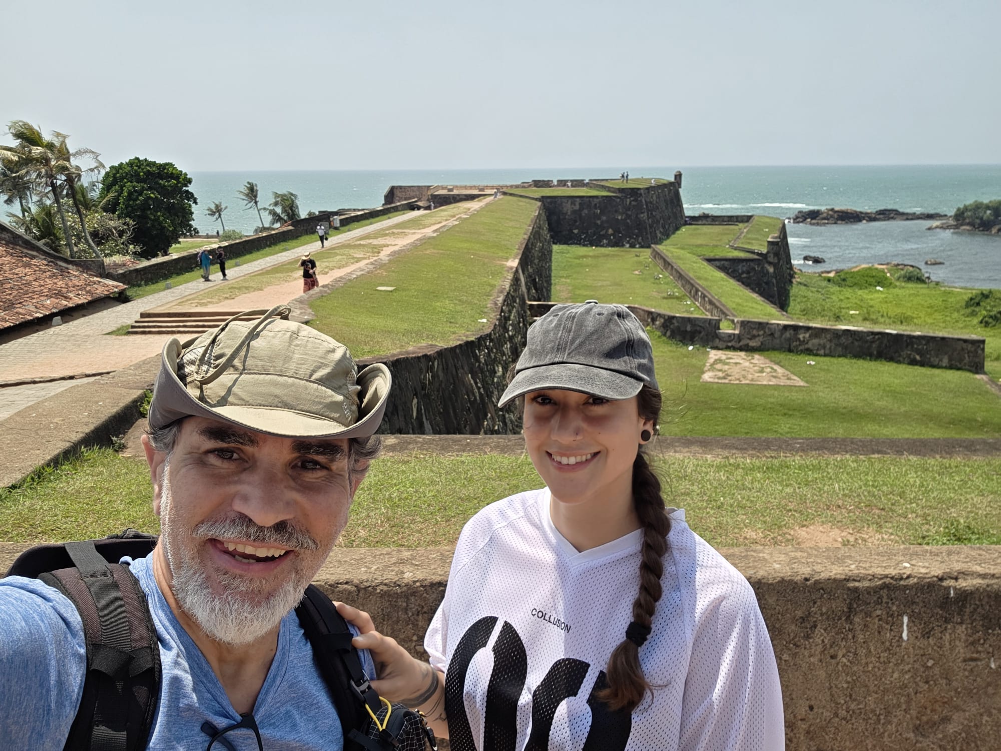 Dos barreños, atrapados en Omán tras los ataques de Estados Unidos e Israel a Irán Dos barreños, atrapados en Omán tras los ataques de Estados Unidos e Israel a Irán