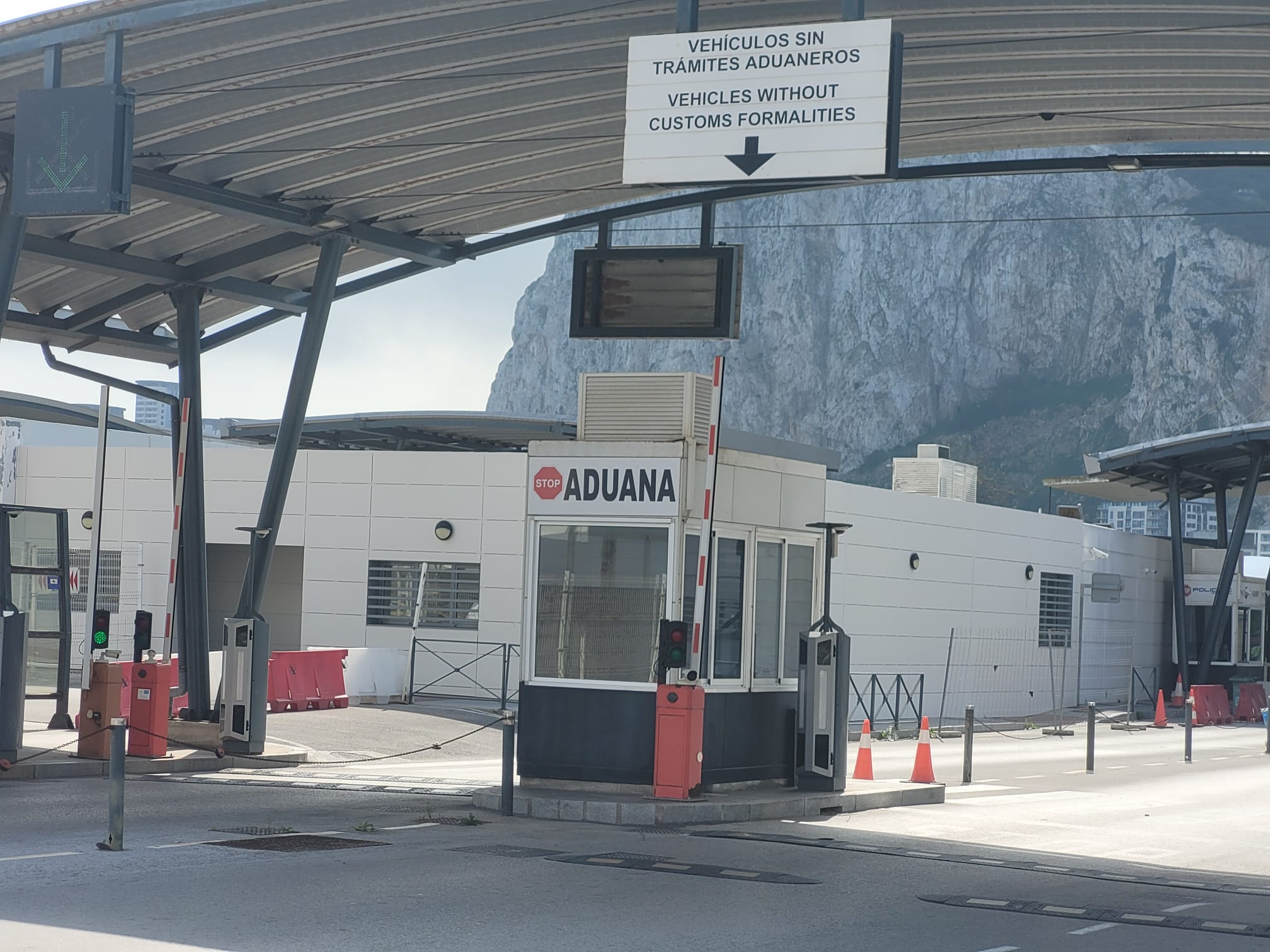 La Asociación de Trabajadores en Gibraltar celebra un tratado que deja atrás "barreras físicas y psicológicas" La Asociación de Trabajadores en Gibraltar celebra un tratado que deja atrás "barreras físicas y psicológicas"