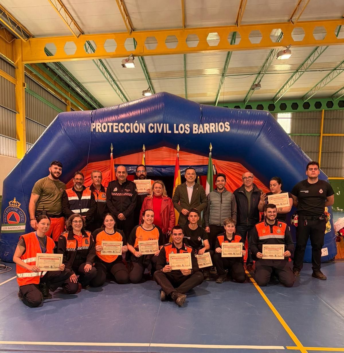 Voluntarios de Protección Civil de la comarca aprenden en las I Jornadas de Emergencias de Los Barrios