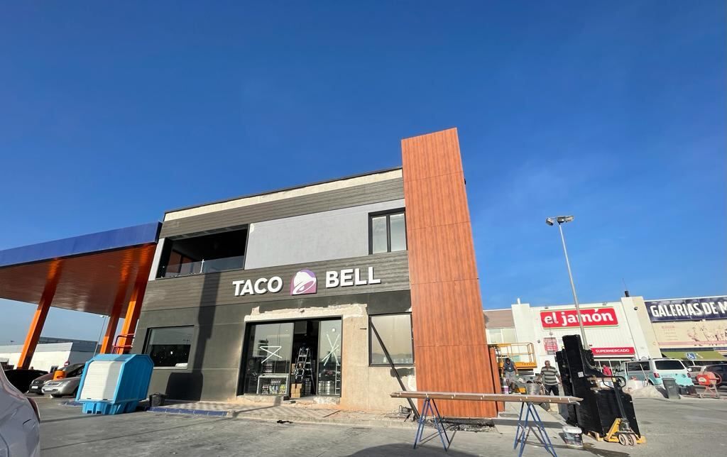El nuevo local de Taco Bell en Palmones.