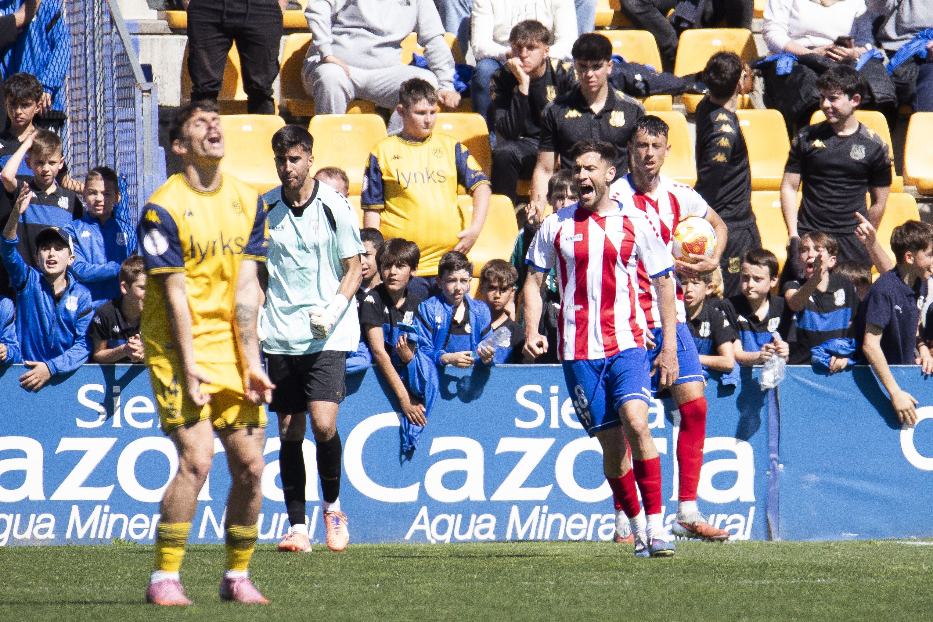 (0-0) Un punto de respiro para el Algeciras. Foto: Algeciras CF. (0-0) Un punto de respiro para el Algeciras. Foto: Algeciras CF.