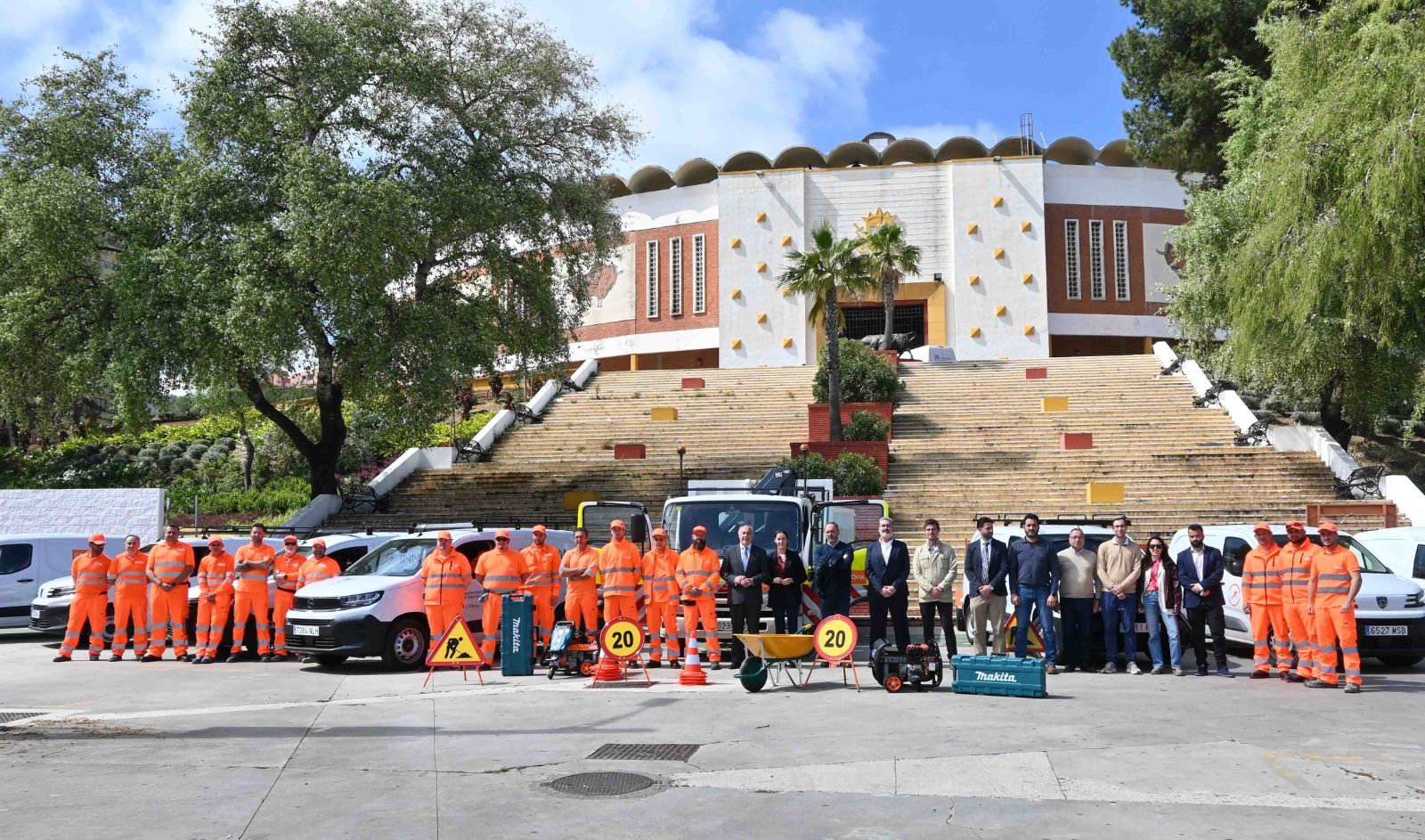 El Ayuntamiento refuerza el mantenimiento de viales con cinco nuevos equipos de trabajo