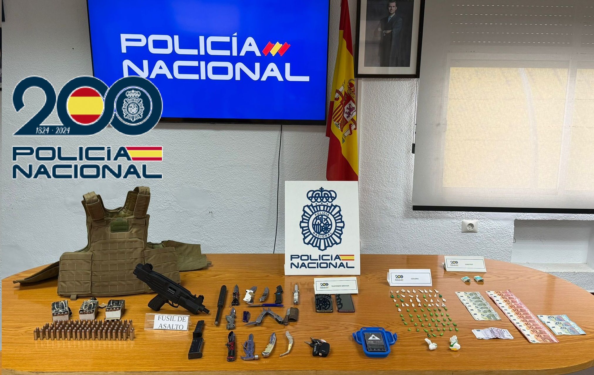 La Policía desarticula un clan familiar dedicado a la venta de cocaína en Las Palomeras La Policía desarticula un clan familiar dedicado a la venta de cocaína en Las Palomeras
