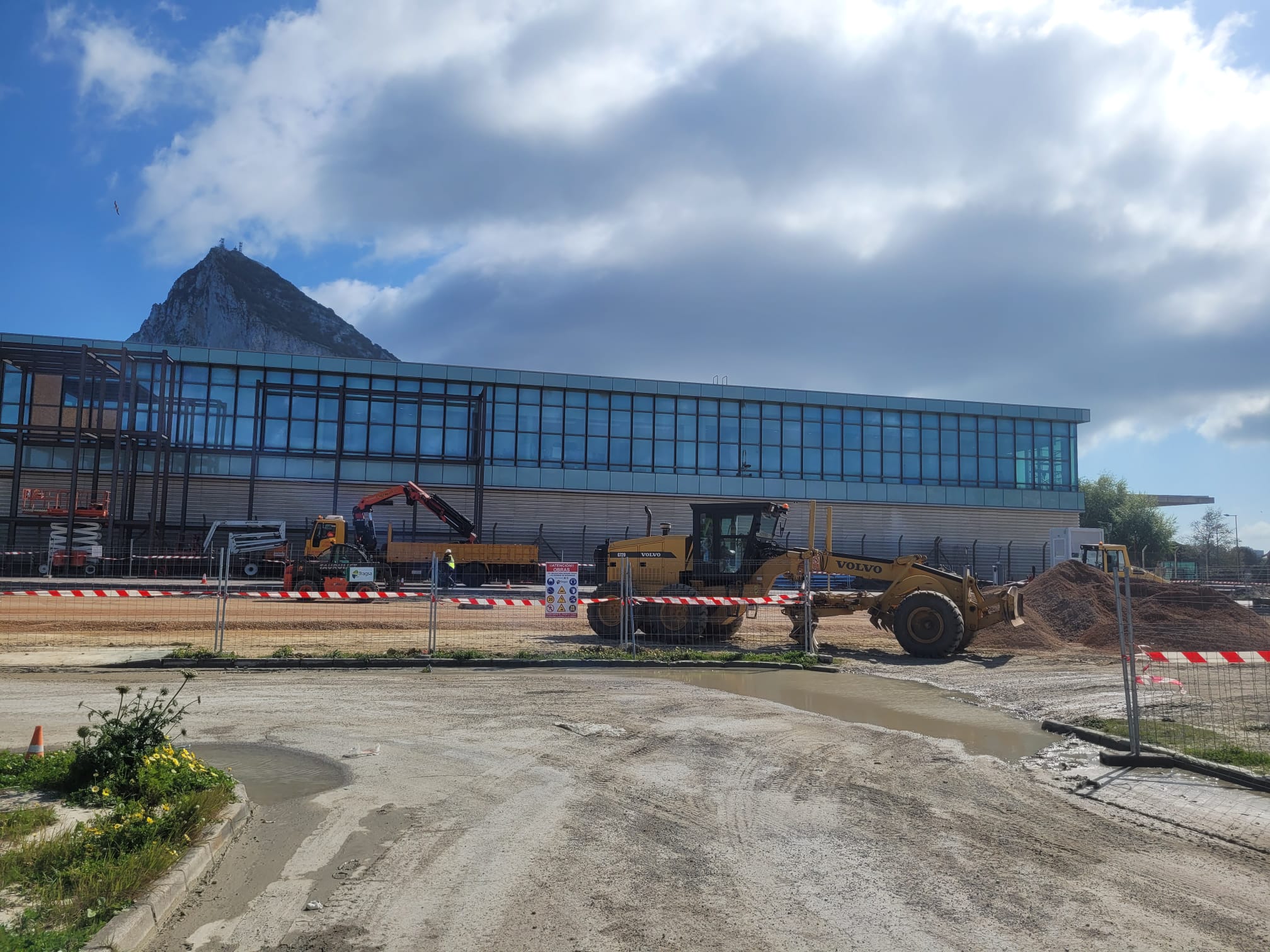Juan Franco valora positivamente las obras en la frontera pero critica la falta de información del Gobierno Juan Franco valora positivamente las obras en la frontera pero critica la falta de información del Gobierno