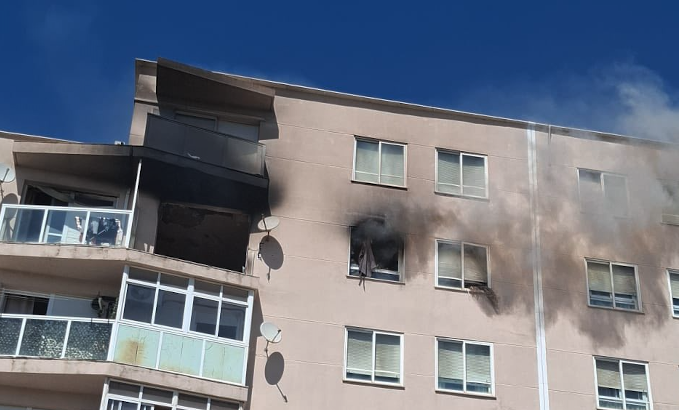 Una vivienda de San Bernabé sale ardiendo tras una explosión